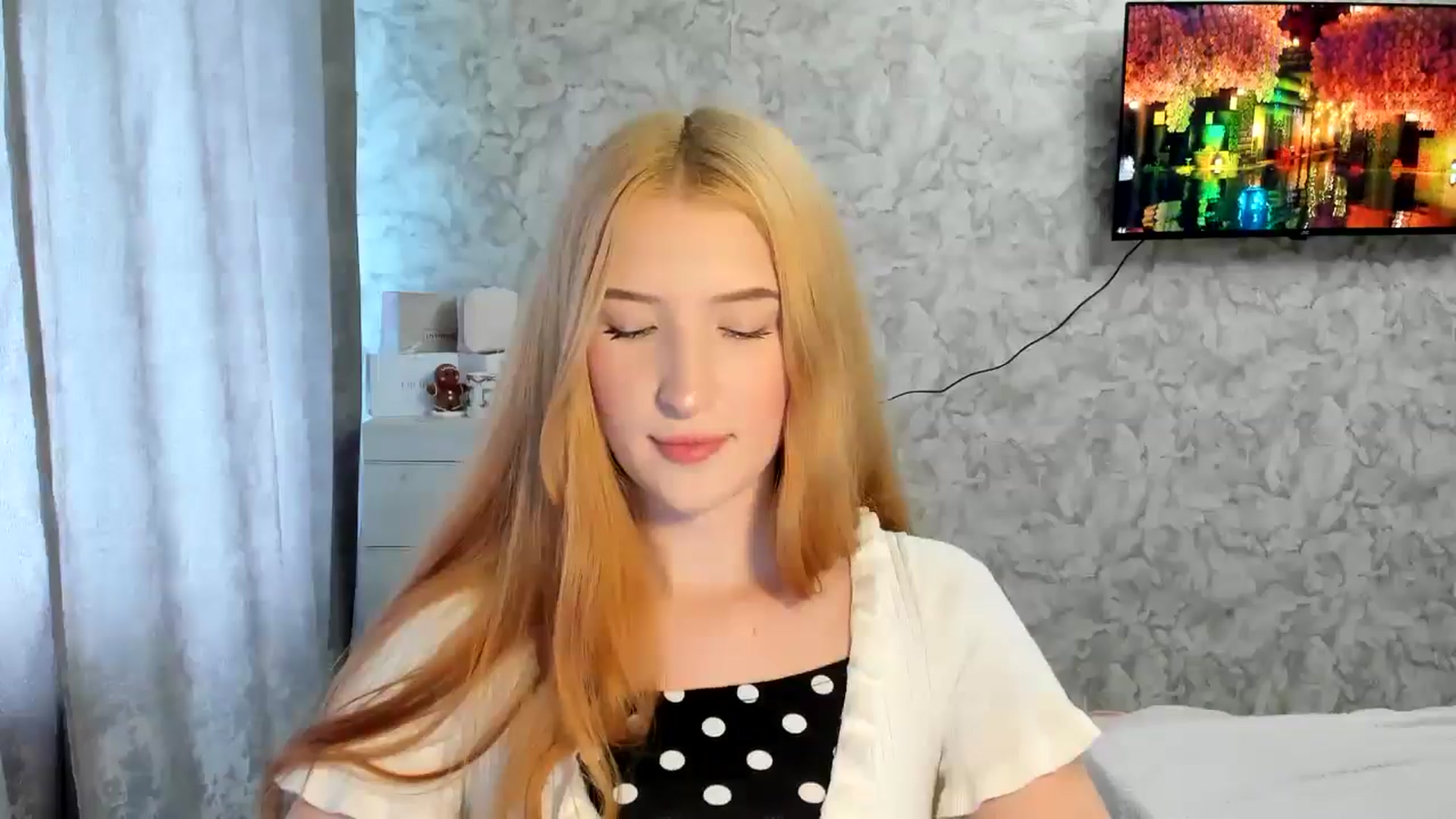 Gallery image thumbnail from Ilona_Here's myfreecams stream on, 03/29/2026, 13:10 image 2 of 20
