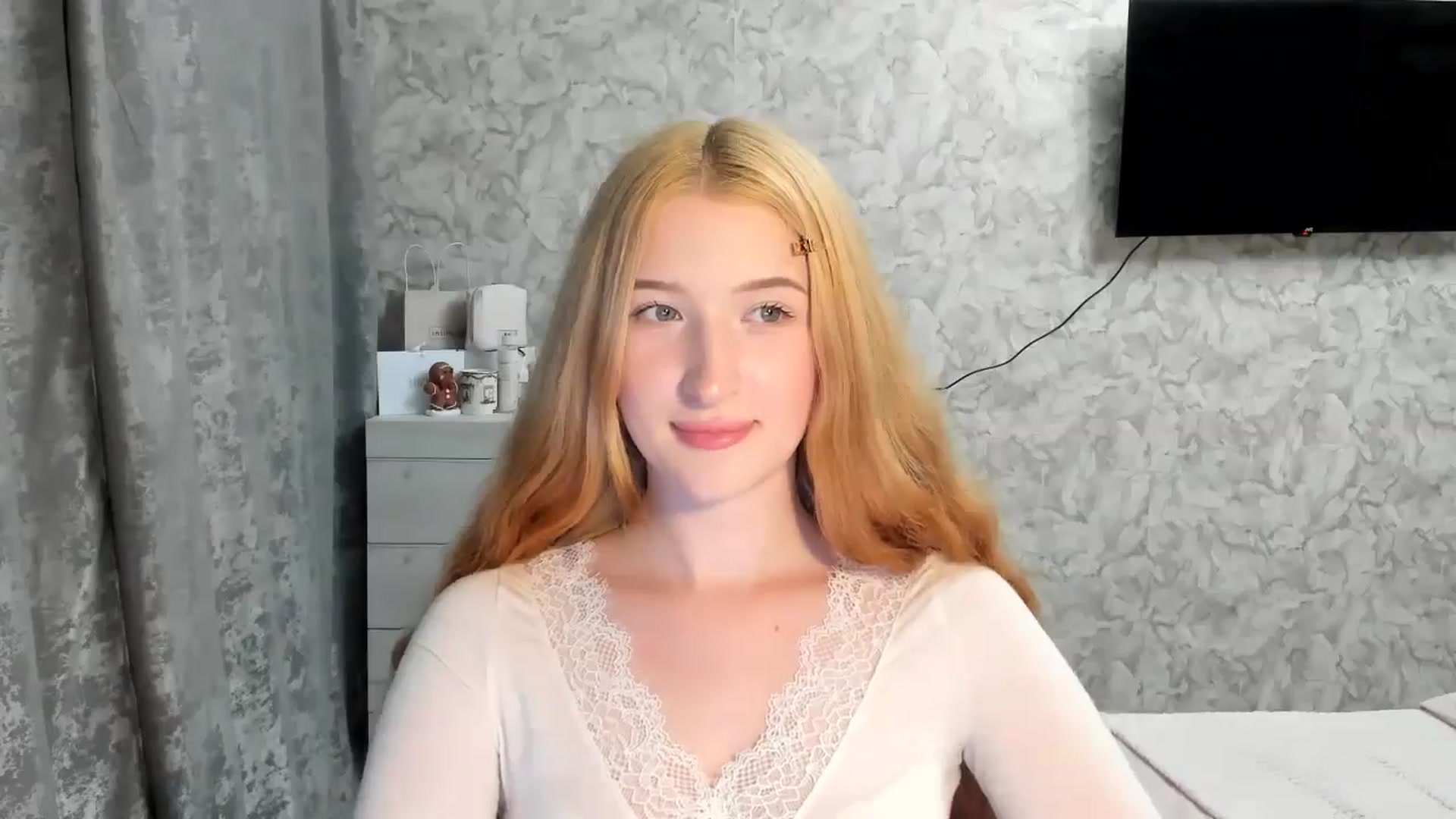 Gallery image thumbnail from Ilona_Here's myfreecams stream on, 03/31/2026, 21:27 image 4 of 20