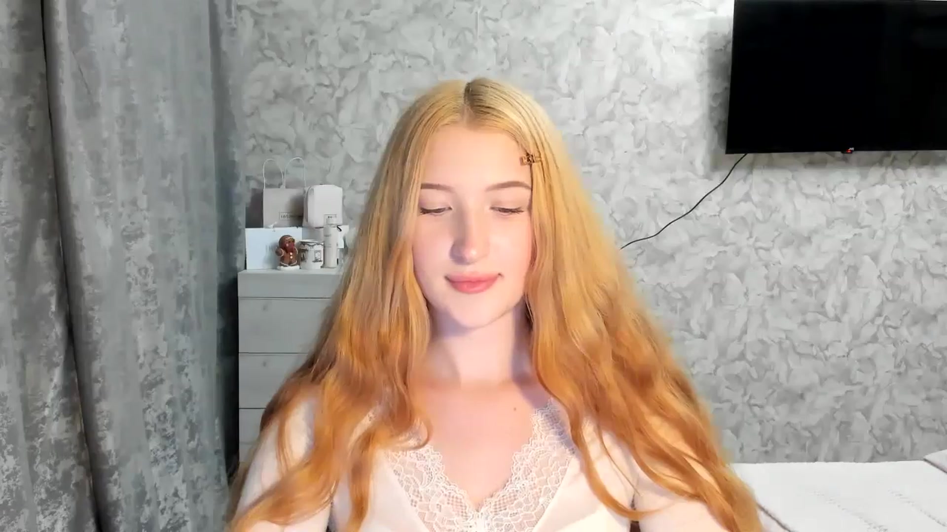 Gallery image thumbnail from Ilona_Here's myfreecams stream on, 03/31/2026, 21:27 image 10 of 20