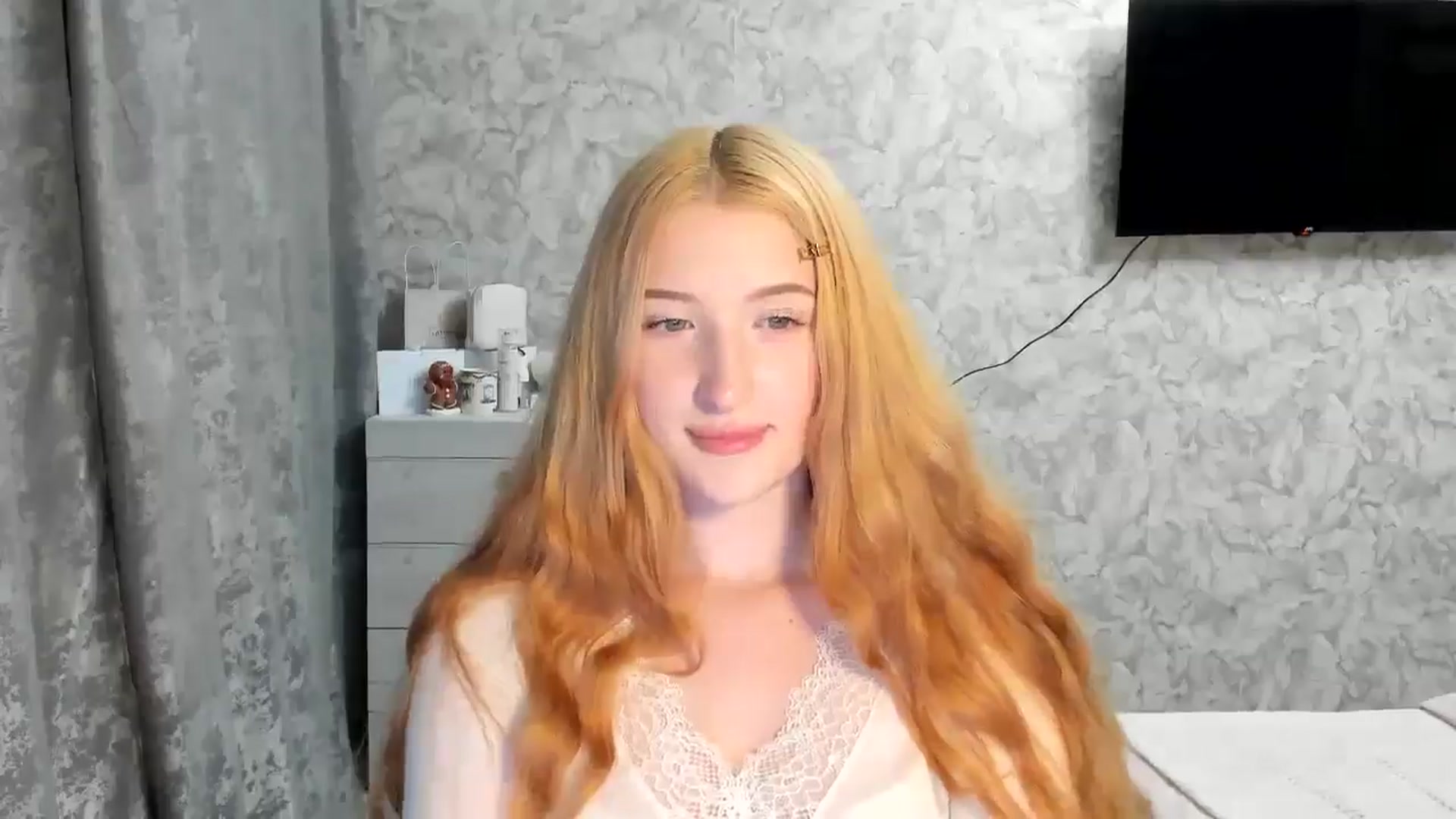 Gallery image thumbnail from Ilona_Here's myfreecams stream on, 03/31/2026, 21:27 image 12 of 20
