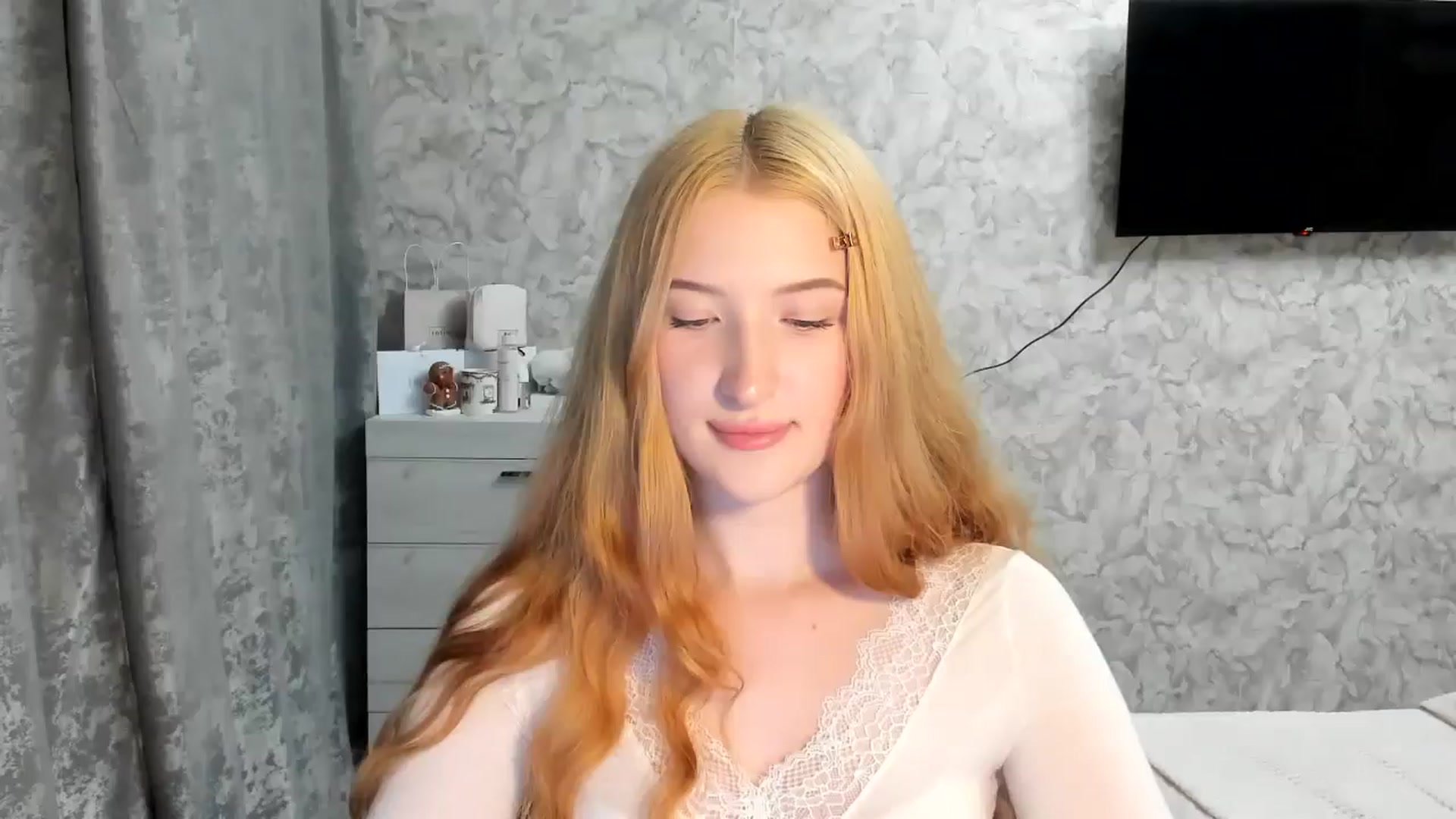 Gallery image thumbnail from Ilona_Here's myfreecams stream on, 03/31/2026, 21:57 image 15 of 20