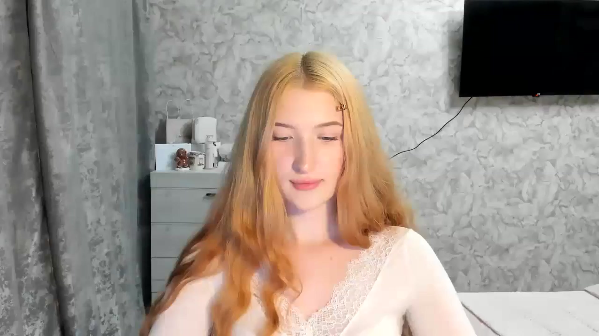 Gallery image thumbnail from Ilona_Here's myfreecams stream on, 03/31/2026, 21:57 image 13 of 20