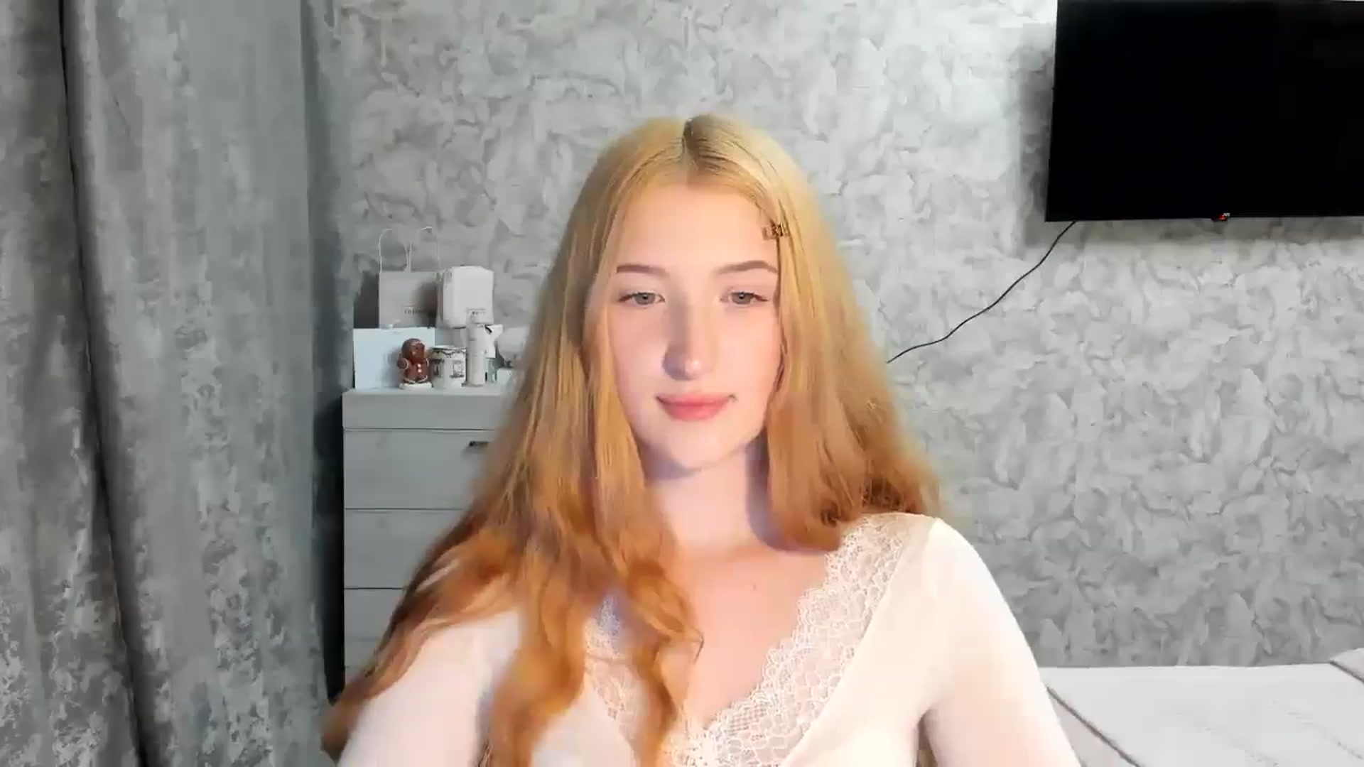 Gallery image thumbnail from Ilona_Here's myfreecams stream on, 03/31/2026, 21:57 image 6 of 20