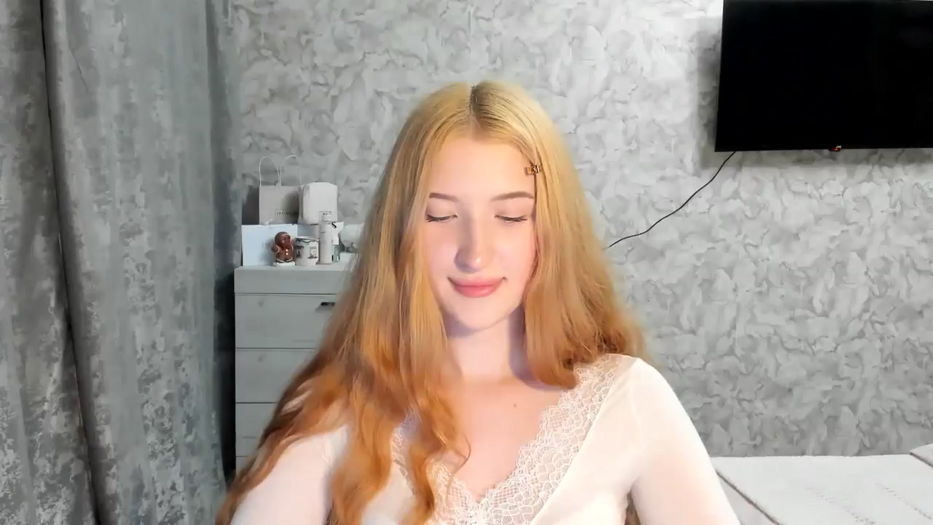 Gallery image thumbnail from Ilona_Here's myfreecams stream on, 03/31/2026, 21:57 image 14 of 20