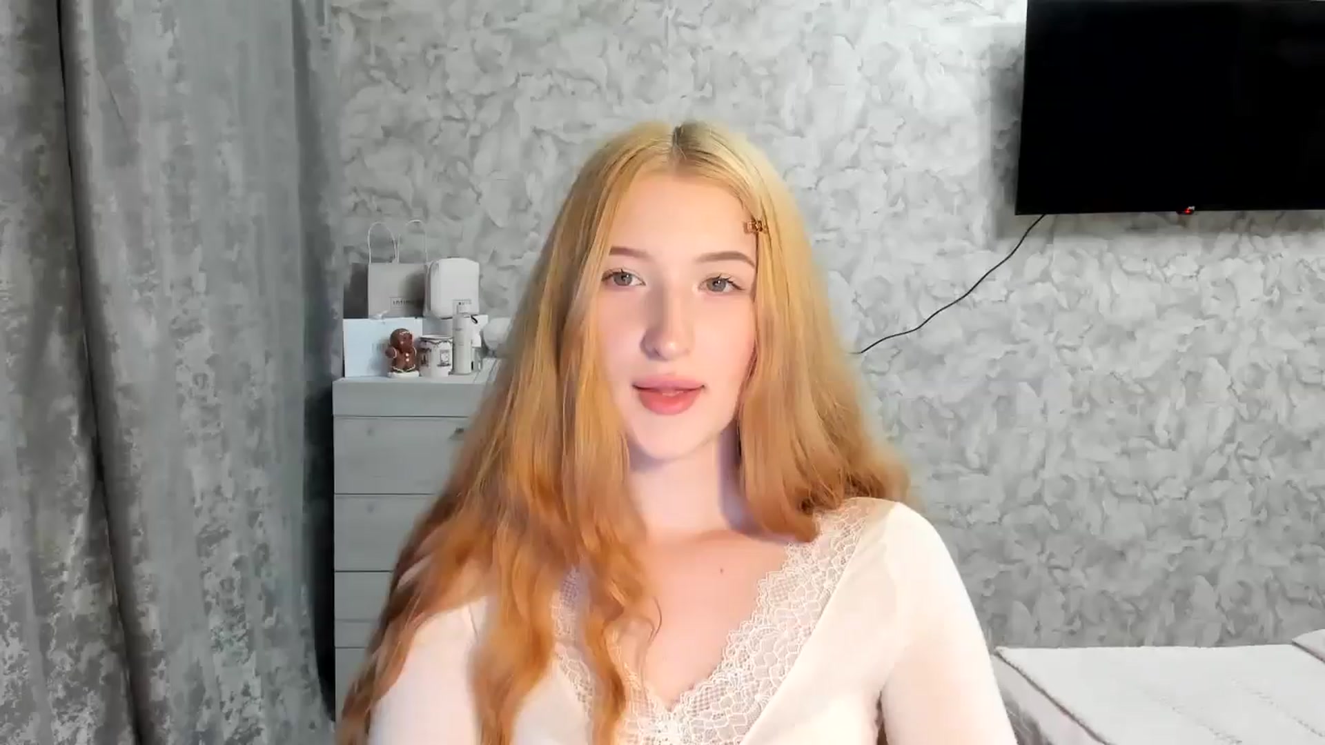 Gallery image thumbnail from Ilona_Here's myfreecams stream on, 03/31/2026, 21:57 image 9 of 20