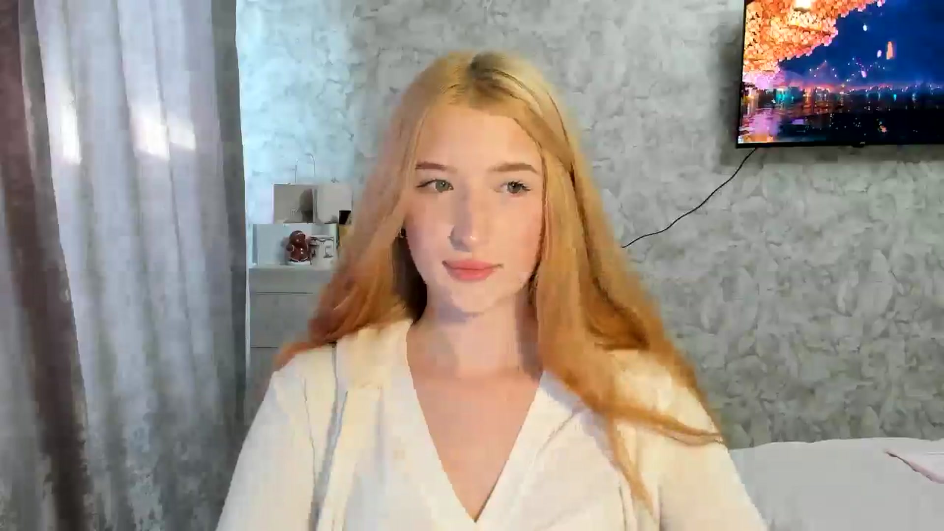 Gallery image thumbnail from Ilona_Here's myfreecams stream on, 04/02/2026, 12:46 image 11 of 20