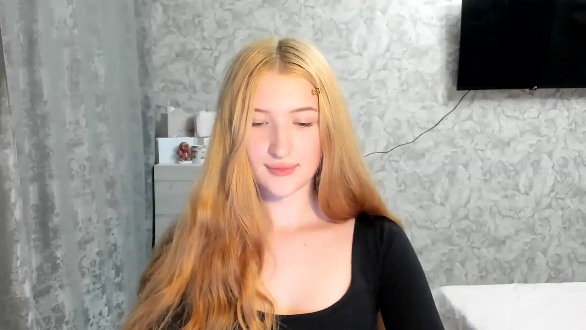 Gallery image thumbnail from Ilona_Here's myfreecams stream on, 04/03/2026, 21:37 image 19 of 20