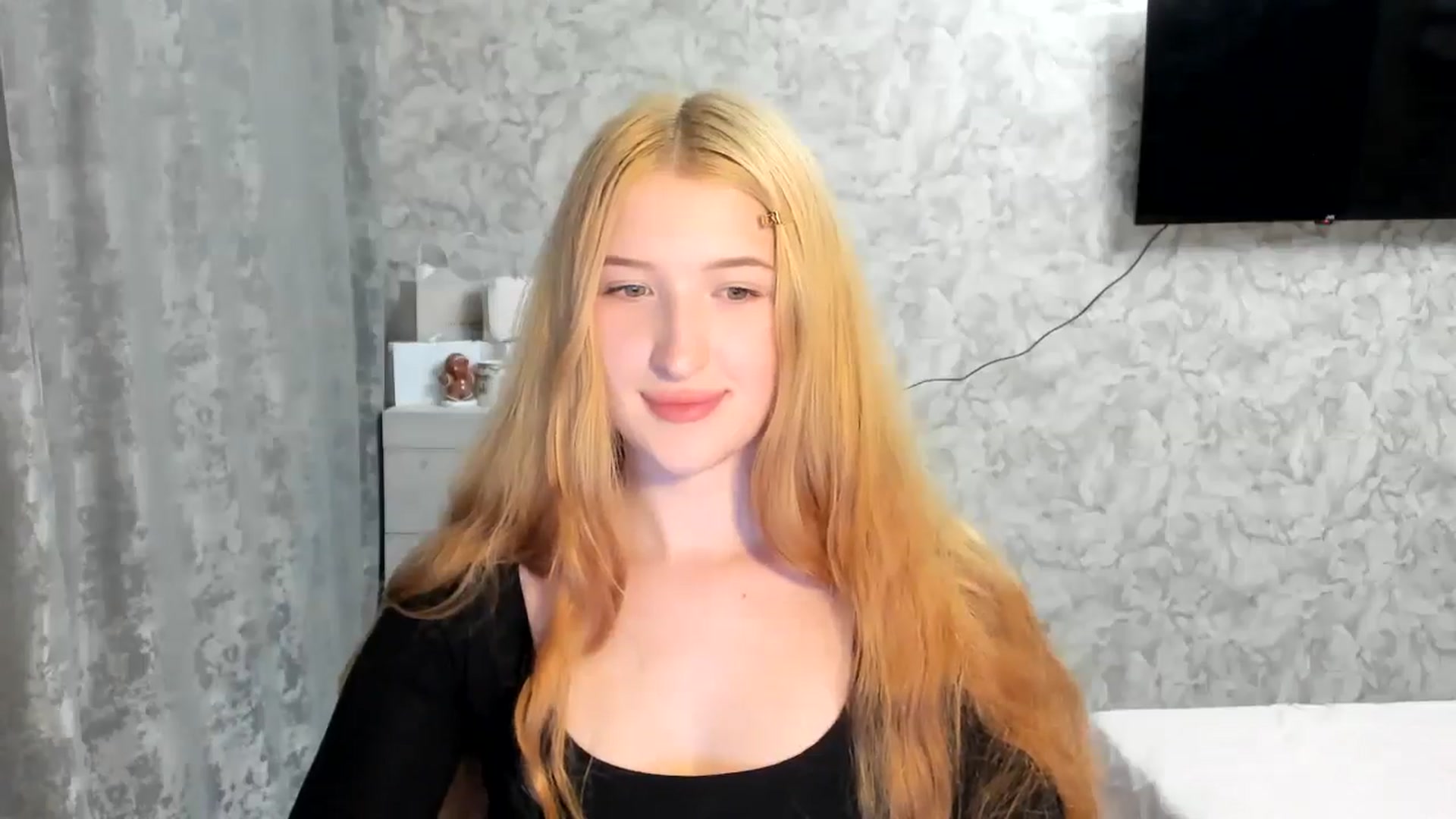Gallery image thumbnail from Ilona_Here's myfreecams stream on, 04/03/2026, 21:37 image 6 of 20