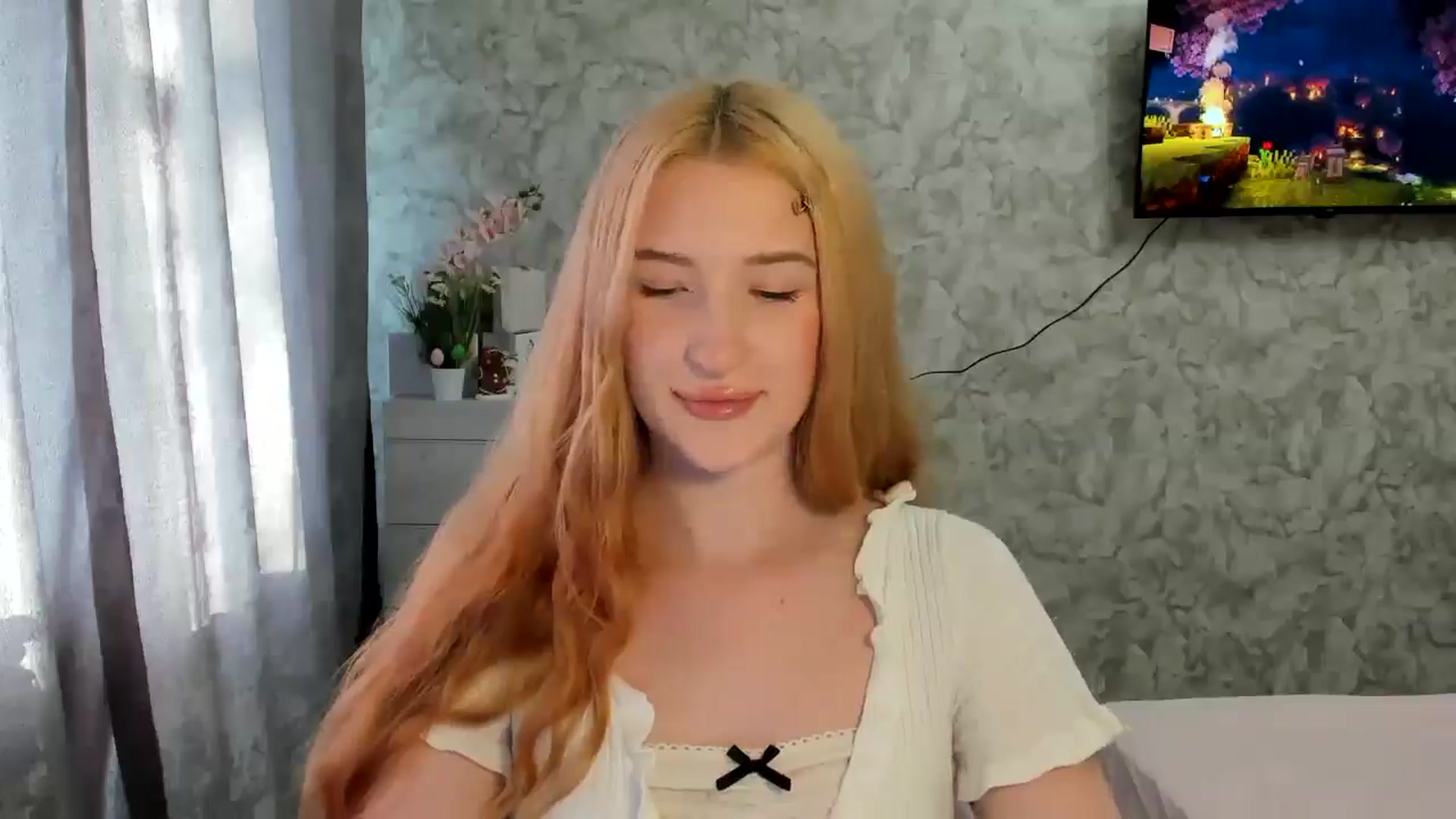 Gallery image thumbnail from Ilona_Here's myfreecams stream on, 04/08/2026, 14:56 image 8 of 20