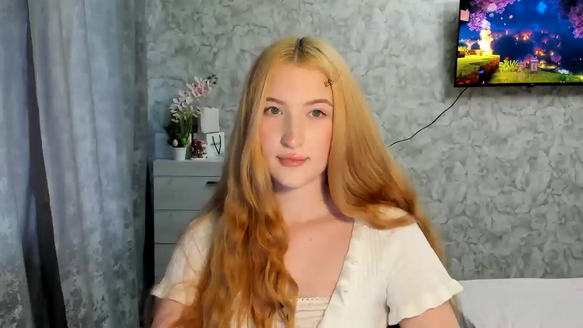 Gallery image thumbnail from Ilona_Here's myfreecams stream on, 04/08/2026, 15:55 image 15 of 20