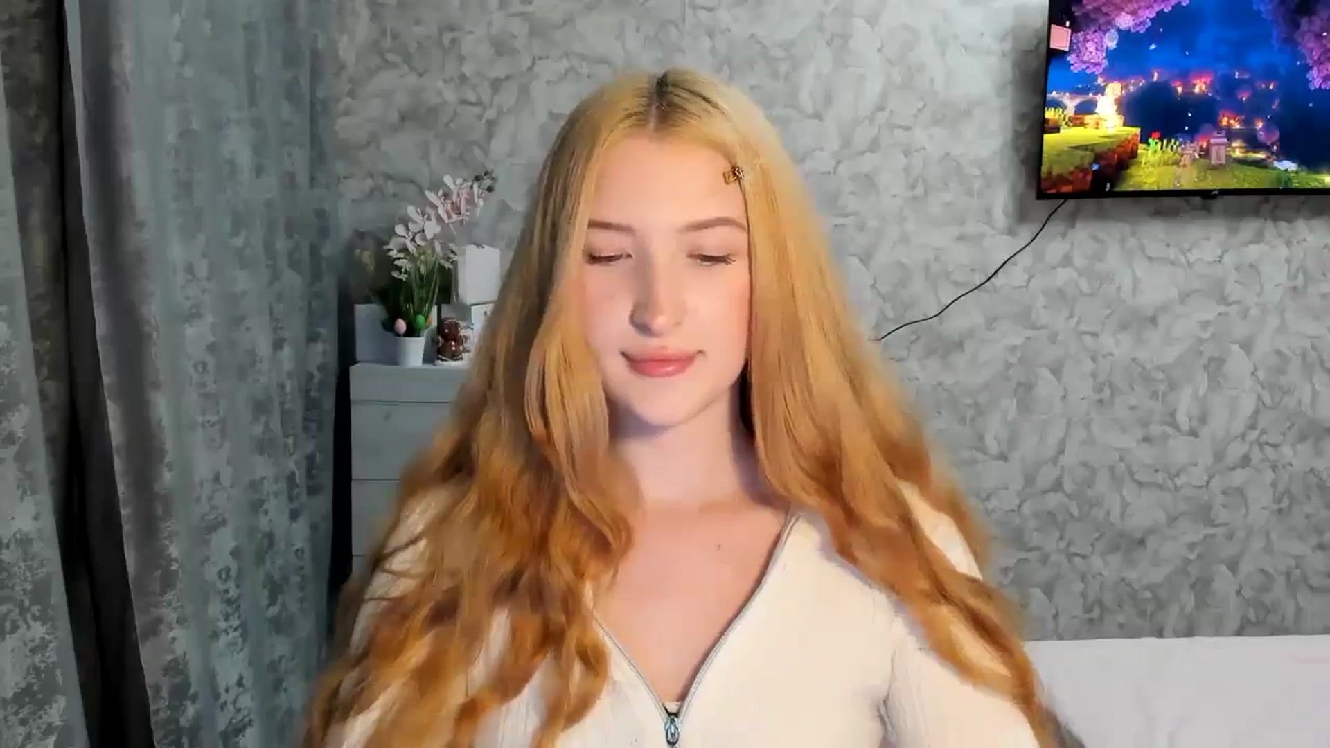 Gallery image thumbnail from Ilona_Here's myfreecams stream on, 04/08/2026, 17:15 image 9 of 20