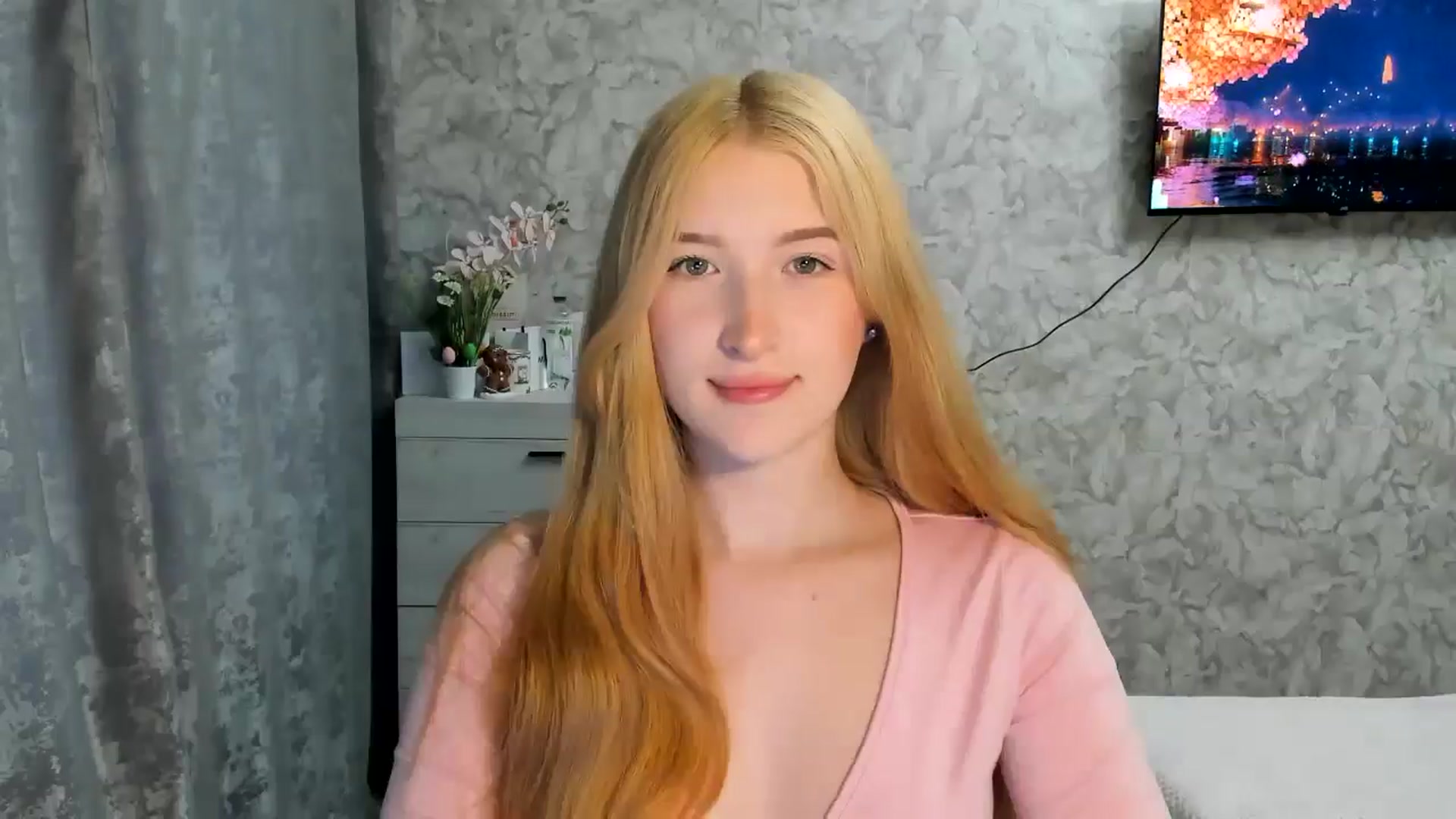 Gallery image thumbnail from Ilona_Here's myfreecams stream on, 04/25/2026, 16:17 image 10 of 20