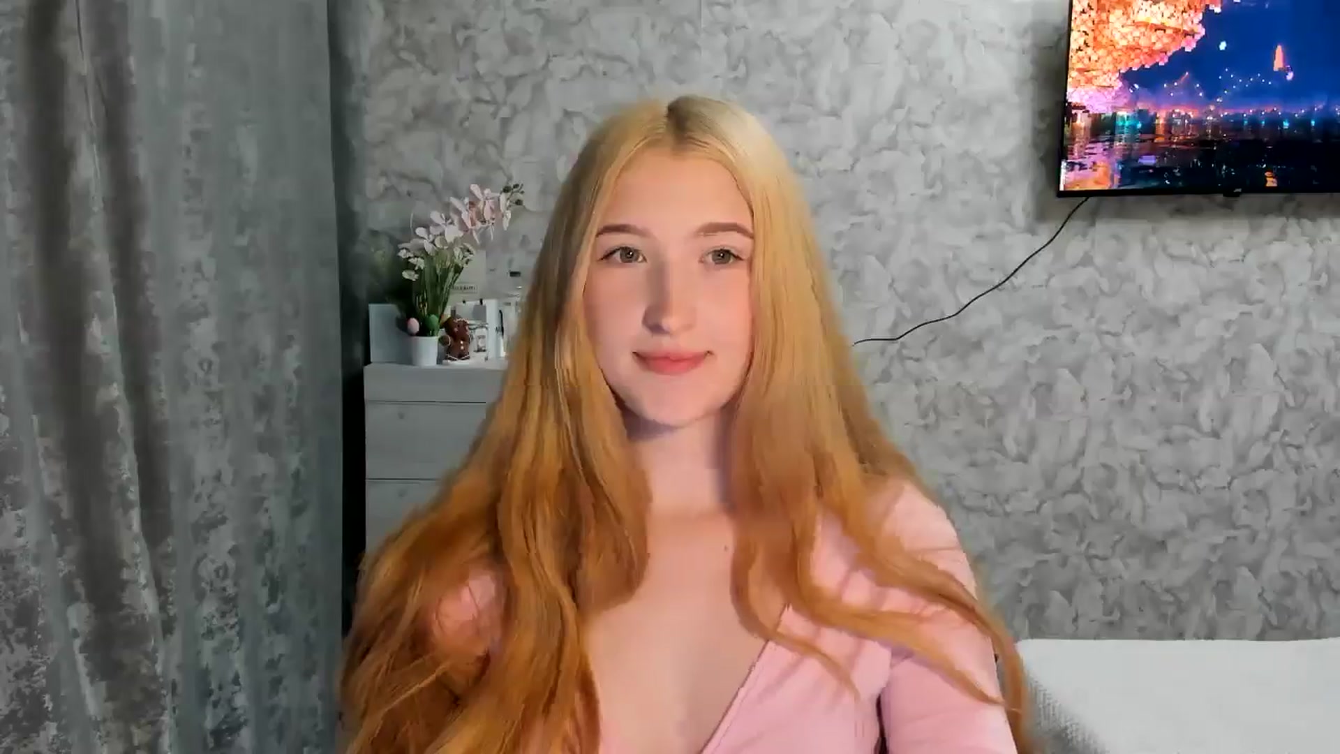 Gallery image thumbnail from Ilona_Here's myfreecams stream on, 04/25/2026, 18:33 image 19 of 20