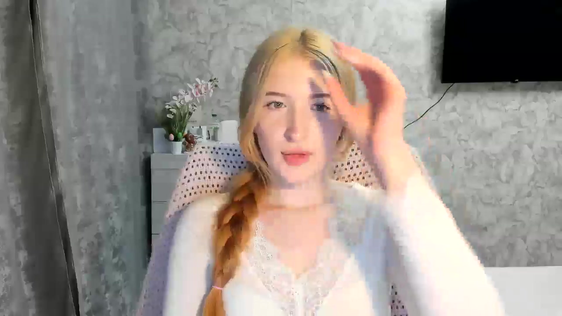Gallery image thumbnail from Ilona_Here's myfreecams stream on, 04/28/2026, 19:39 image 20 of 20