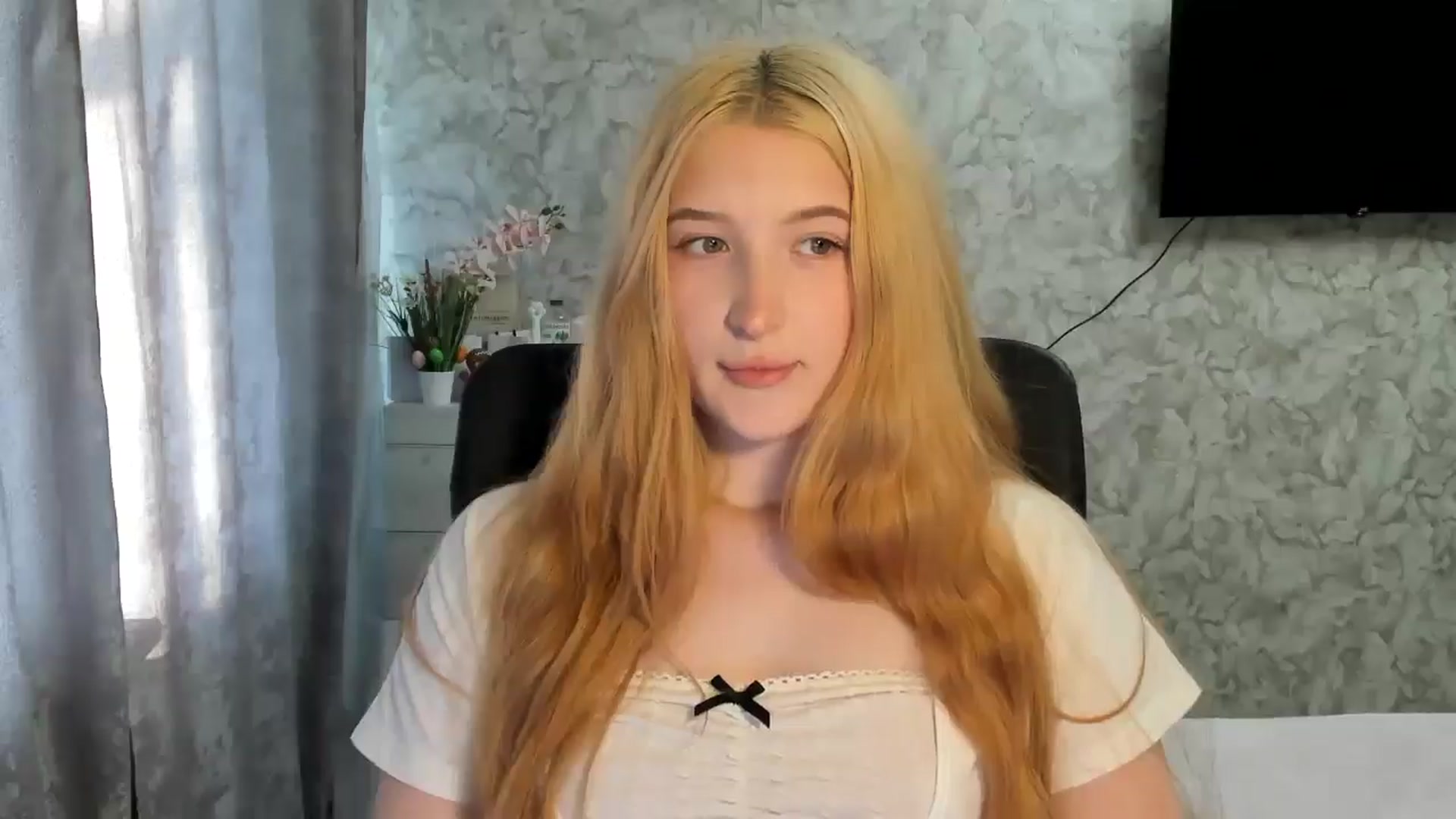 Gallery image thumbnail from Ilona_Here's myfreecams stream on, 05/03/2026, 15:19 image 2 of 20