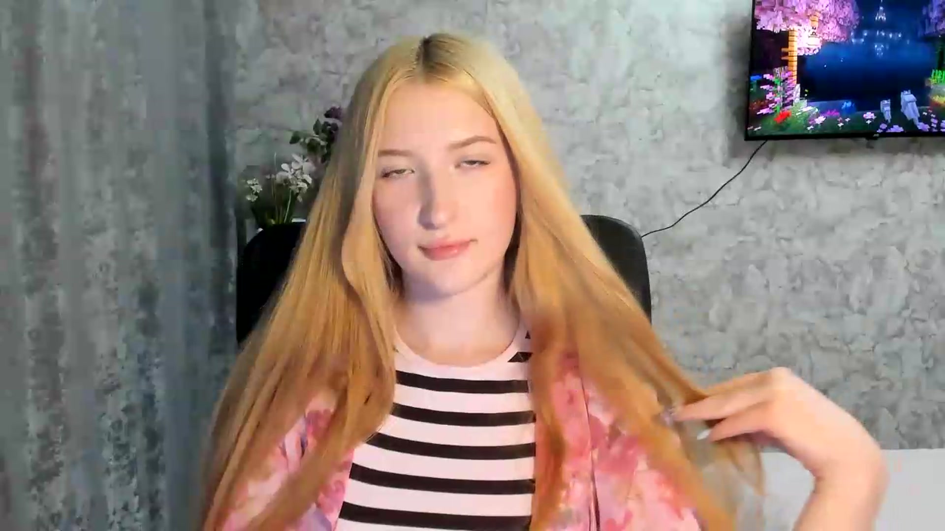 Gallery image thumbnail from Ilona_Here's myfreecams stream on, 05/04/2026, 18:20 image 11 of 20