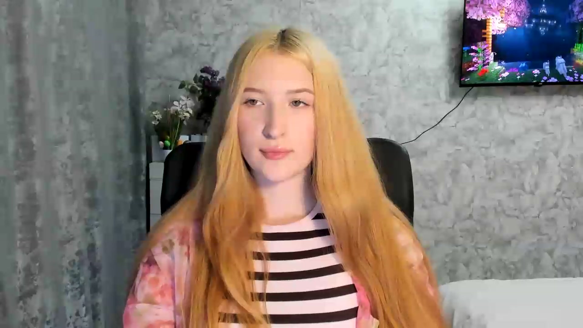 Gallery image thumbnail from Ilona_Here's myfreecams stream on, 05/04/2026, 18:20 image 6 of 20