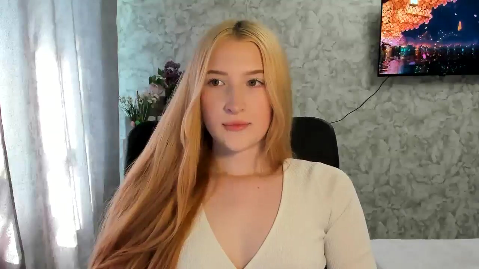 Gallery image thumbnail from Ilona_Here's myfreecams stream on, 05/05/2026, 13:43 image 20 of 20