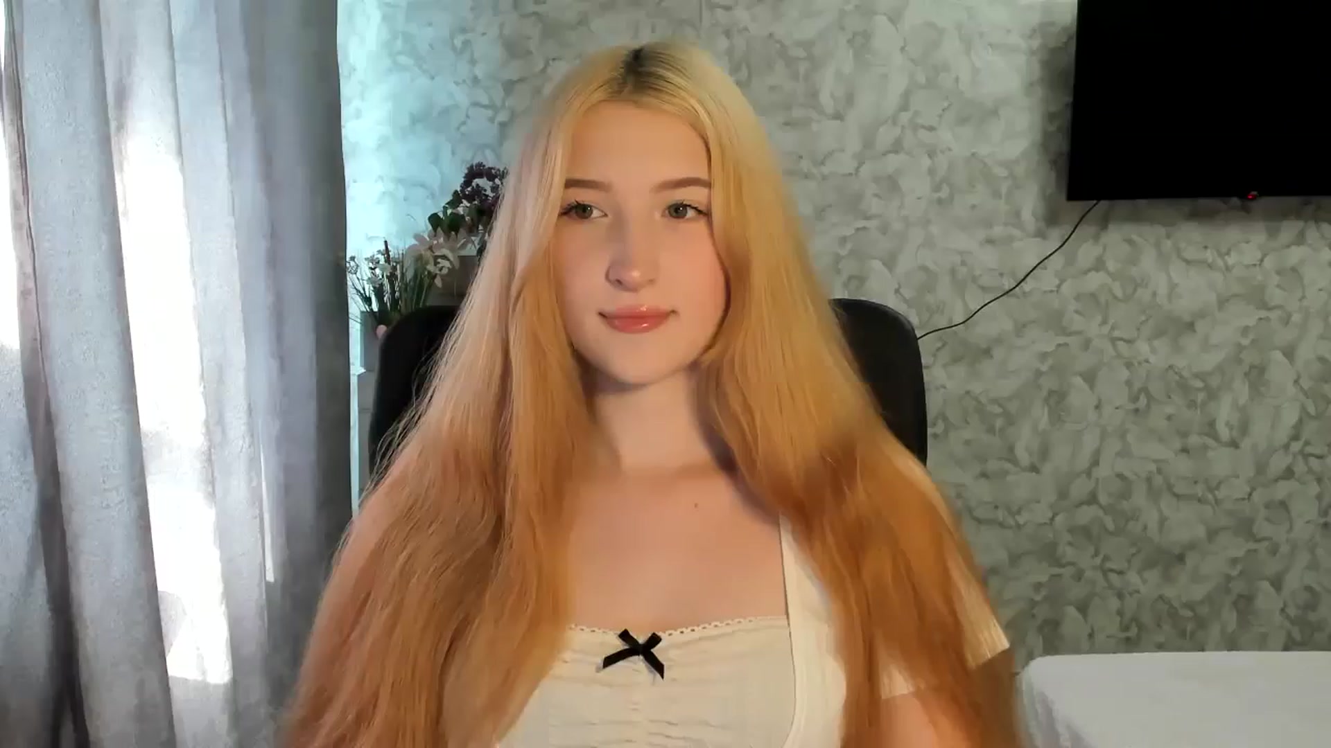 Gallery image thumbnail from Ilona_Here's myfreecams stream on, 05/09/2026, 14:08 image 1 of 20