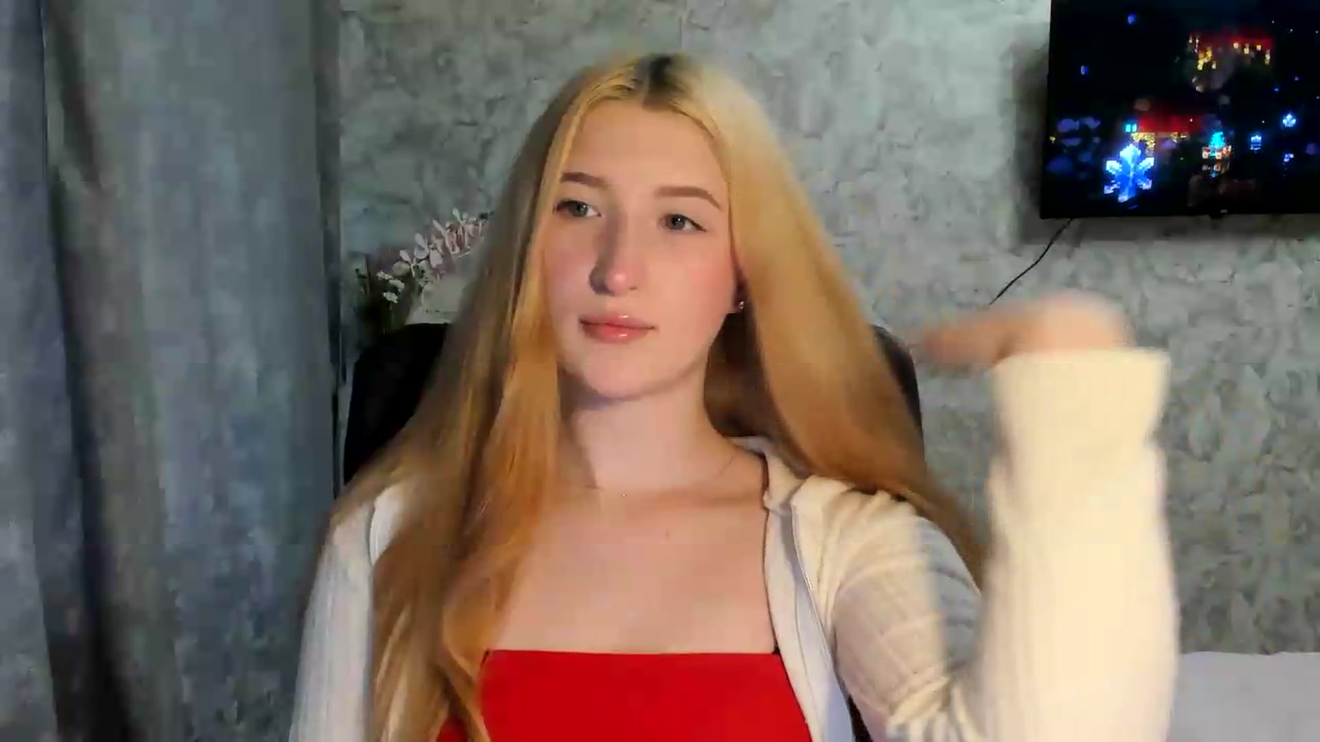 Gallery image thumbnail from Ilona_Here's myfreecams stream on, 05/15/2026, 16:13 image 3 of 20