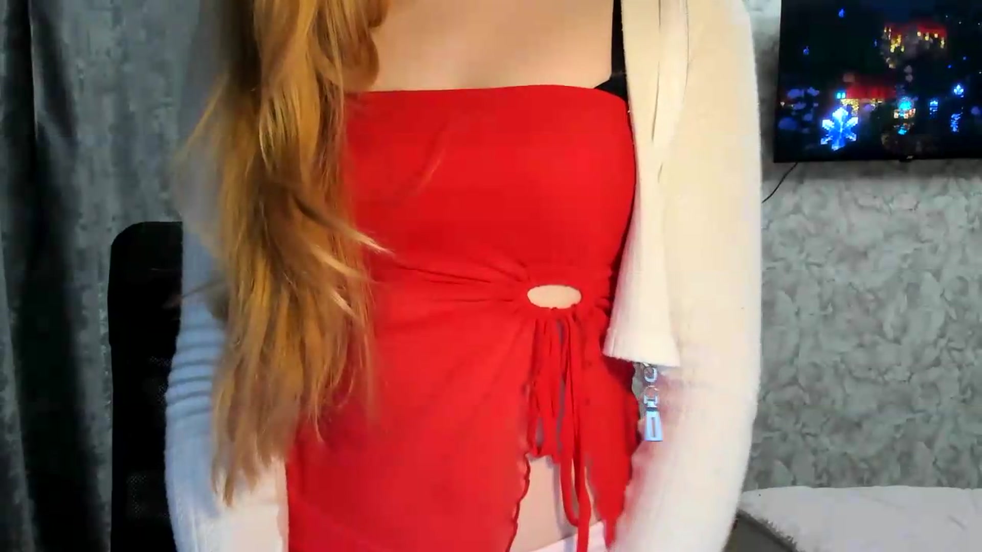 Gallery image thumbnail from Ilona_Here's myfreecams stream on, 05/15/2026, 18:47 image 9 of 20