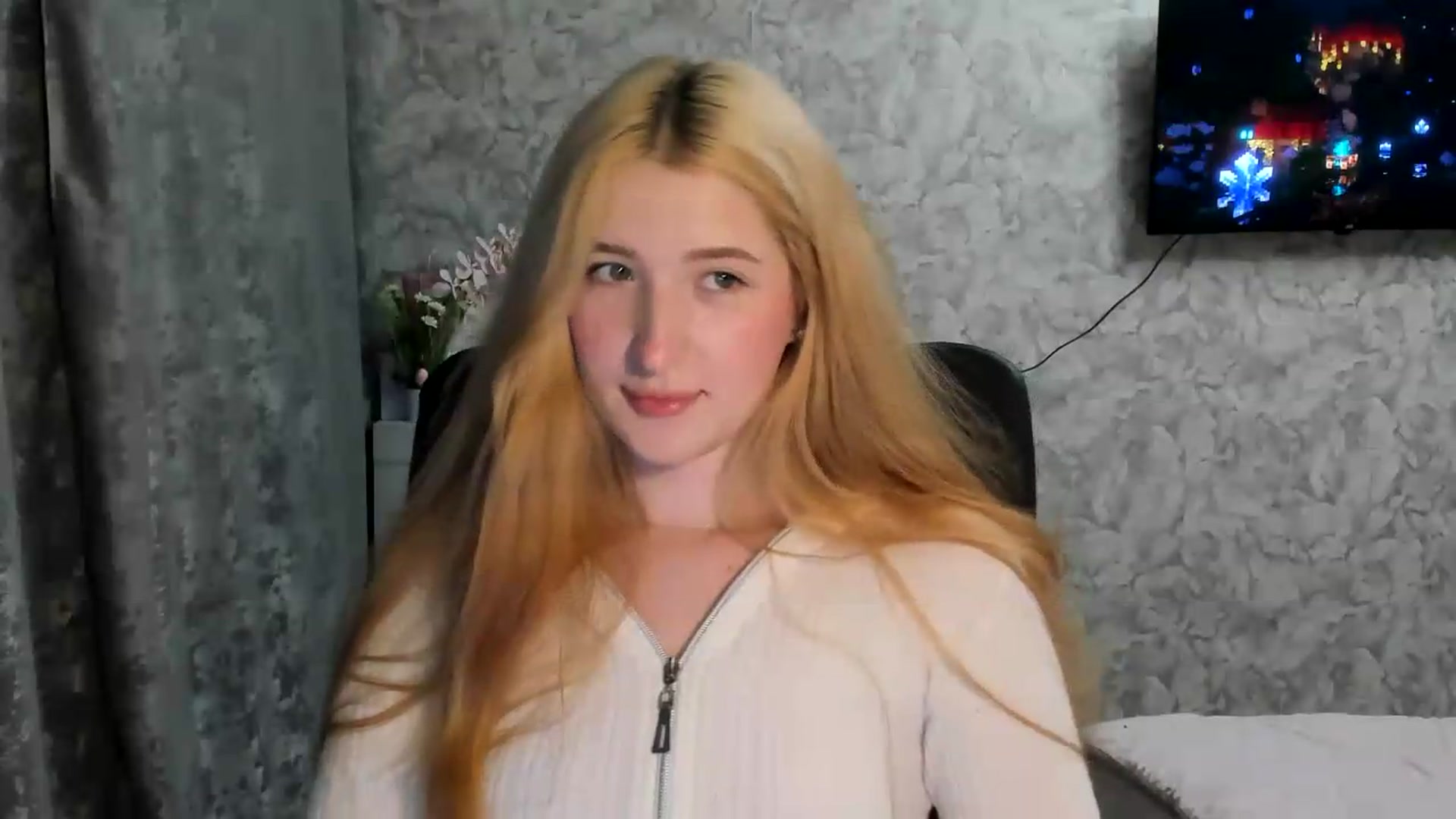Gallery image thumbnail from Ilona_Here's myfreecams stream on, 05/15/2026, 18:47 image 12 of 20