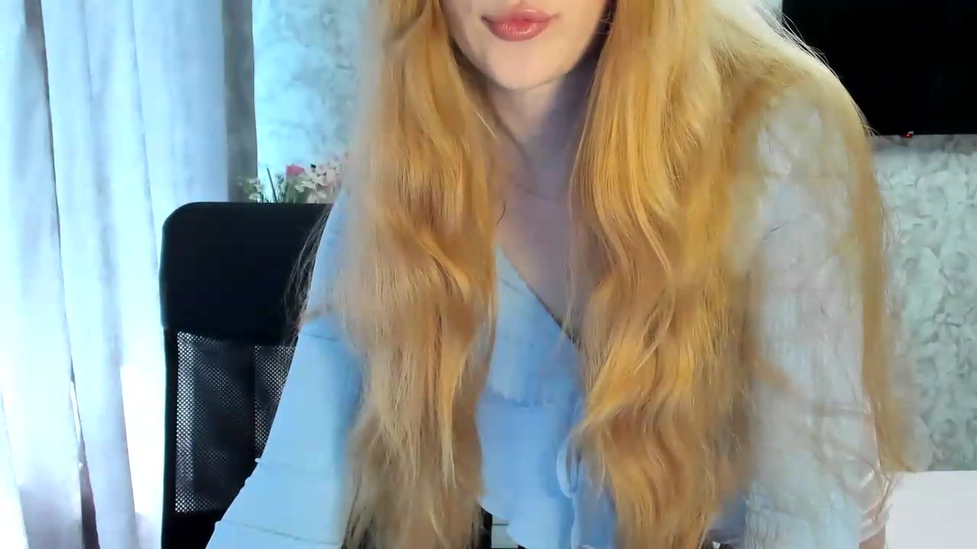Gallery image thumbnail from Ilona_Here's myfreecams stream on, 05/29/2026, 12:49 image 11 of 20