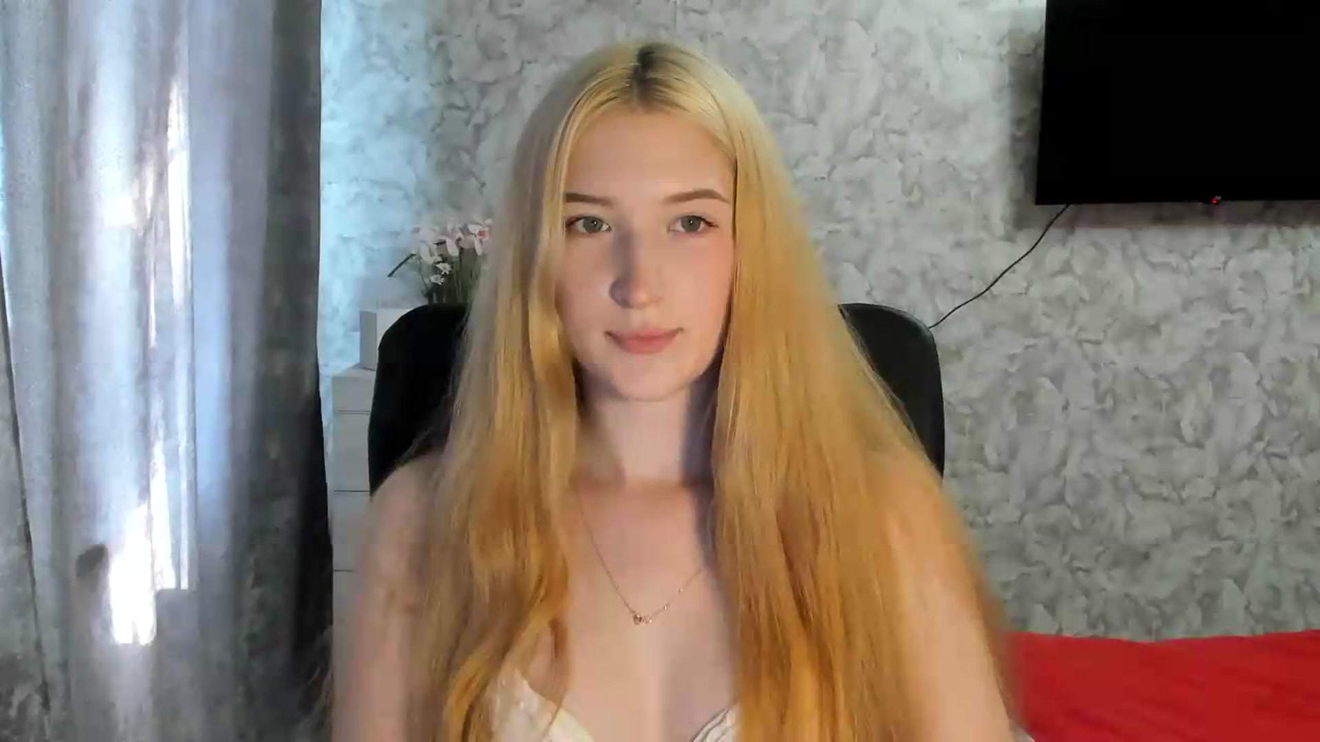 Gallery image thumbnail from Ilona_Here's myfreecams stream on, 06/23/2026, 14:08 image 15 of 20