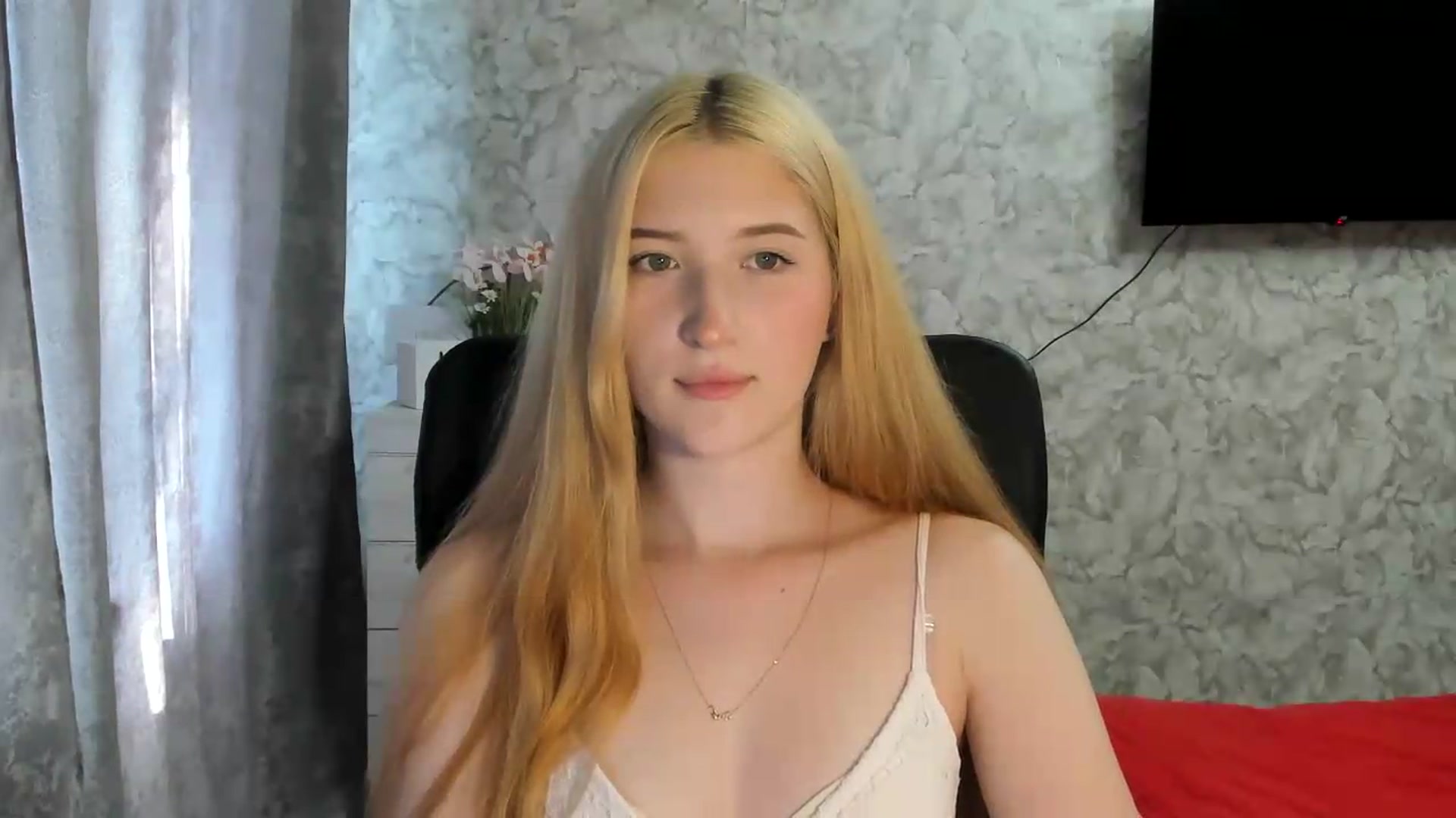 Gallery image thumbnail from Ilona_Here's myfreecams stream on, 06/23/2026, 14:08 image 8 of 20