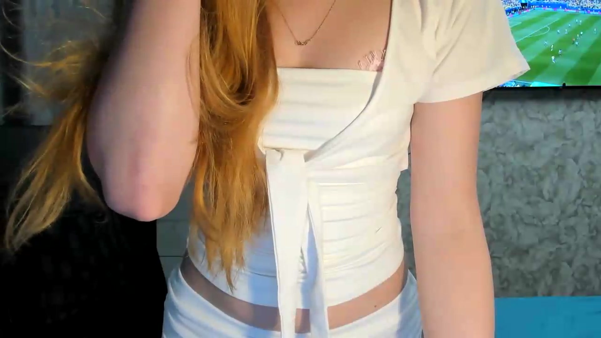 Gallery image thumbnail from Ilona_Here's myfreecams stream on, 06/29/2026, 18:48 image 18 of 20