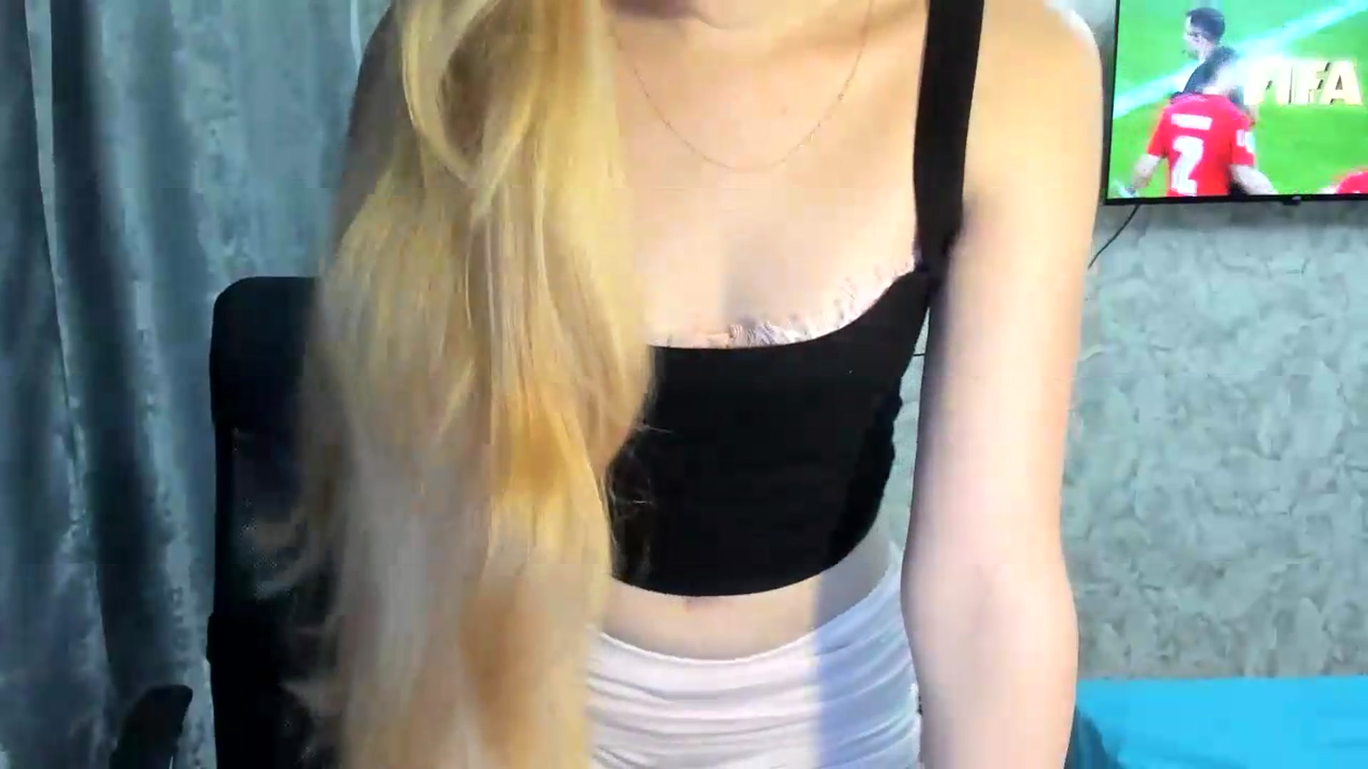 Gallery image thumbnail from Ilona_Here's myfreecams stream on, 07/03/2026, 20:30 image 9 of 20