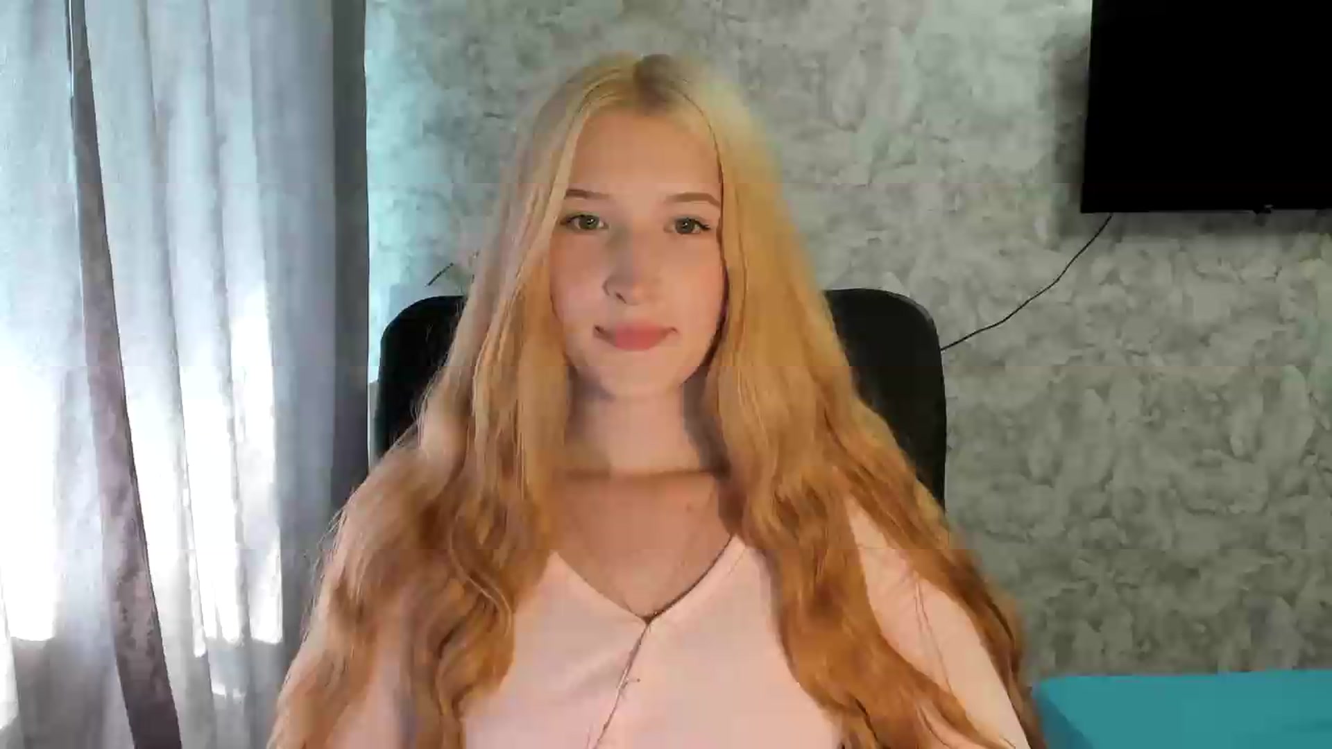 Gallery image thumbnail from Ilona_Here's myfreecams stream on, 07/05/2026, 13:52 image 1 of 20
