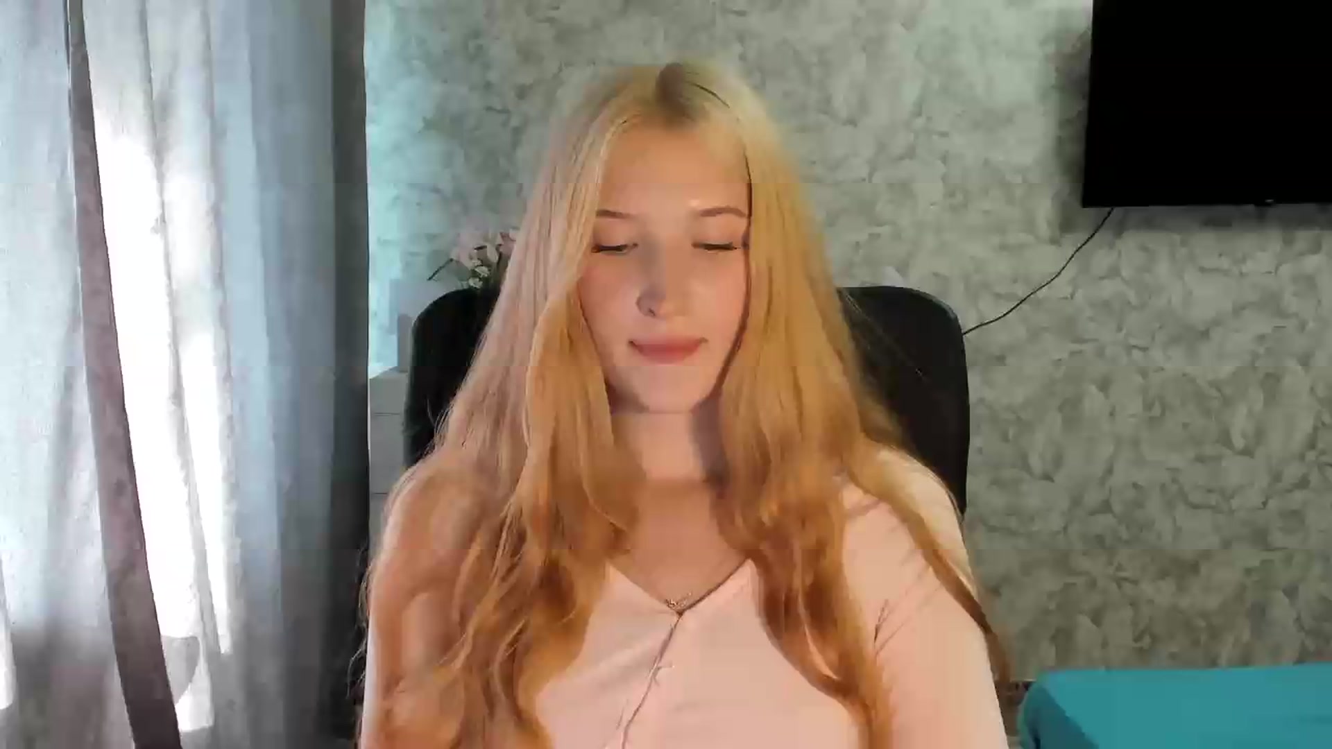 Gallery image thumbnail from Ilona_Here's myfreecams stream on, 07/05/2026, 15:03 image 1 of 20