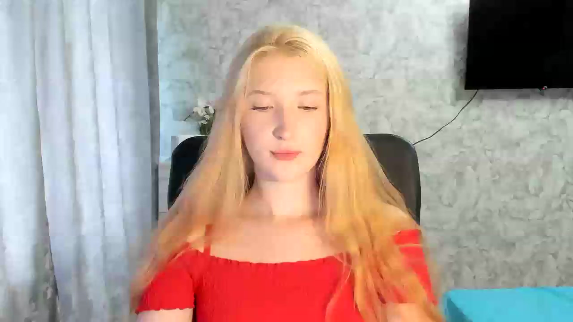 Gallery image thumbnail from Ilona_Here's myfreecams stream on, 07/06/2026, 13:24 image 4 of 20