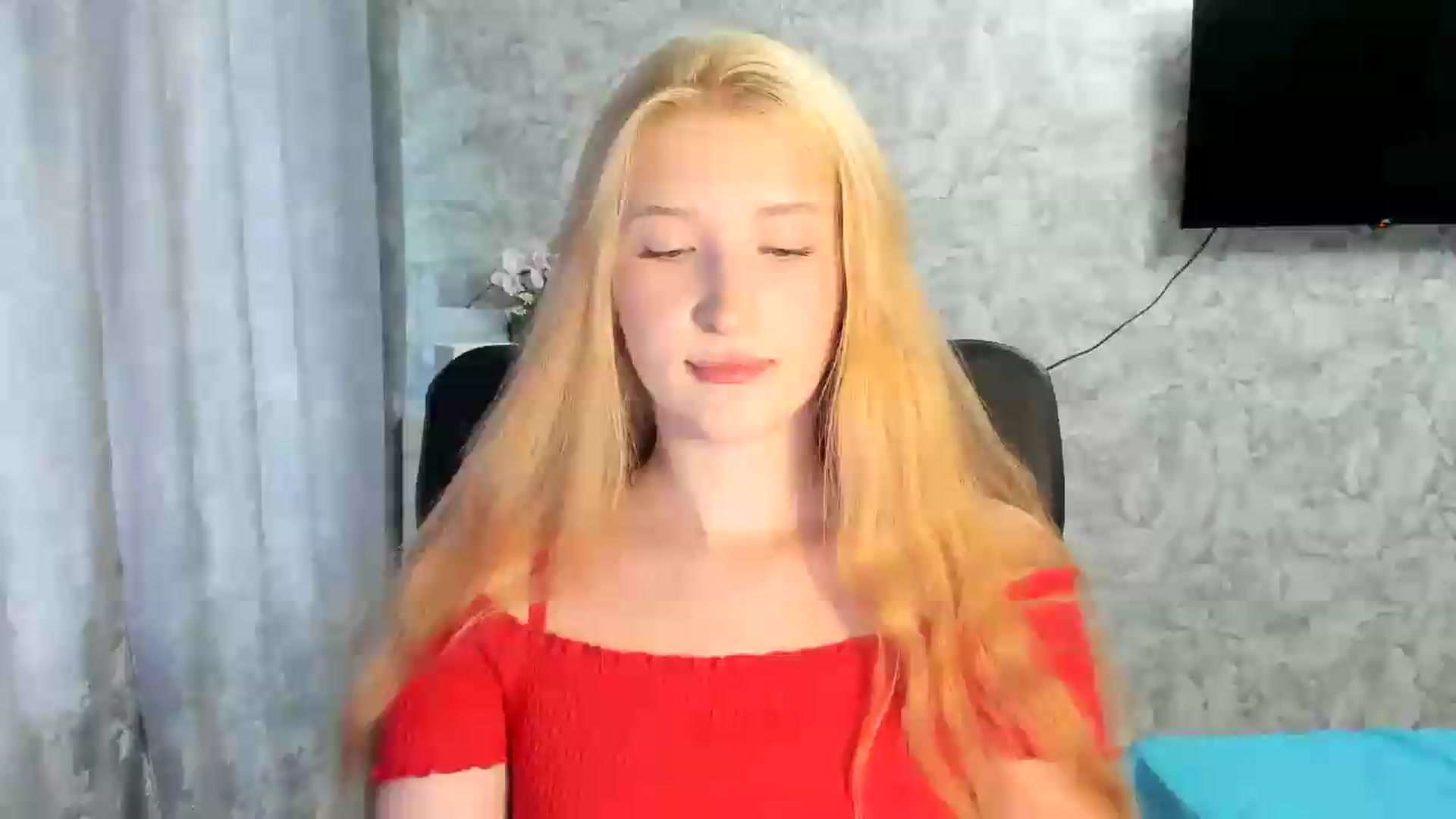 Gallery image thumbnail from Ilona_Here's myfreecams stream on, 07/06/2026, 13:24 image 1 of 20
