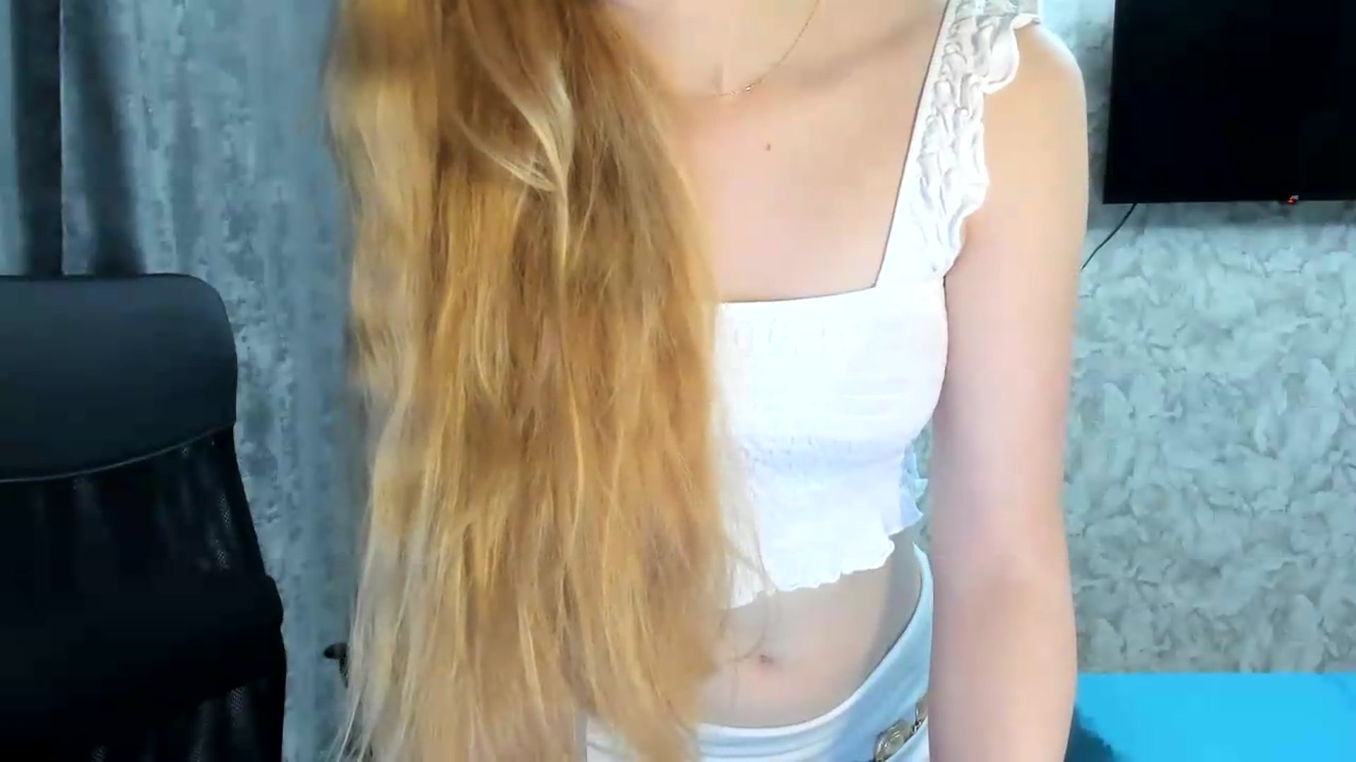 Gallery image thumbnail from Ilona_Here's myfreecams stream on, 07/09/2026, 19:34 image 19 of 20