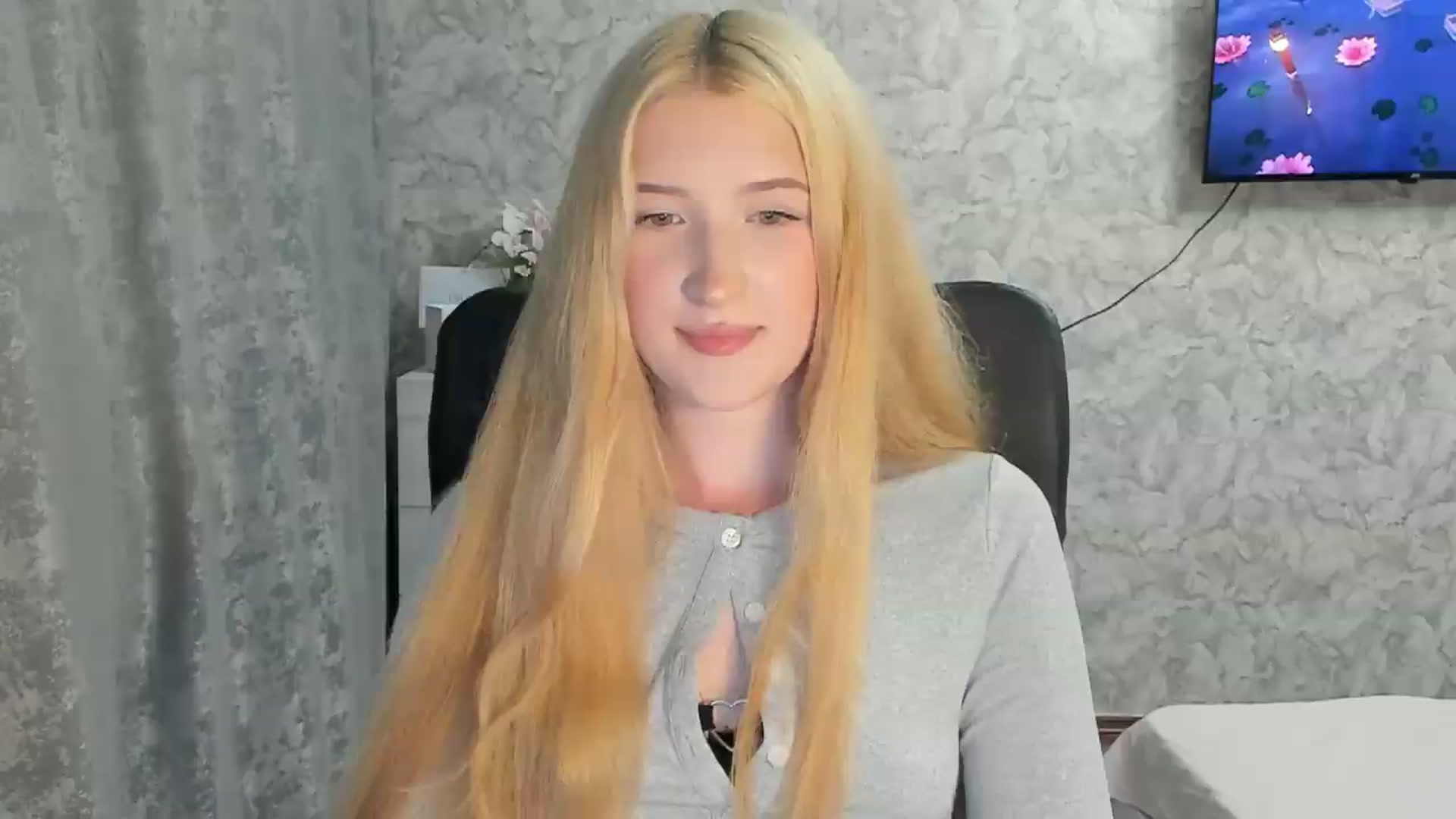 Gallery image thumbnail from Ilona_Here's myfreecams stream on, 07/28/2026, 19:50 image 4 of 20