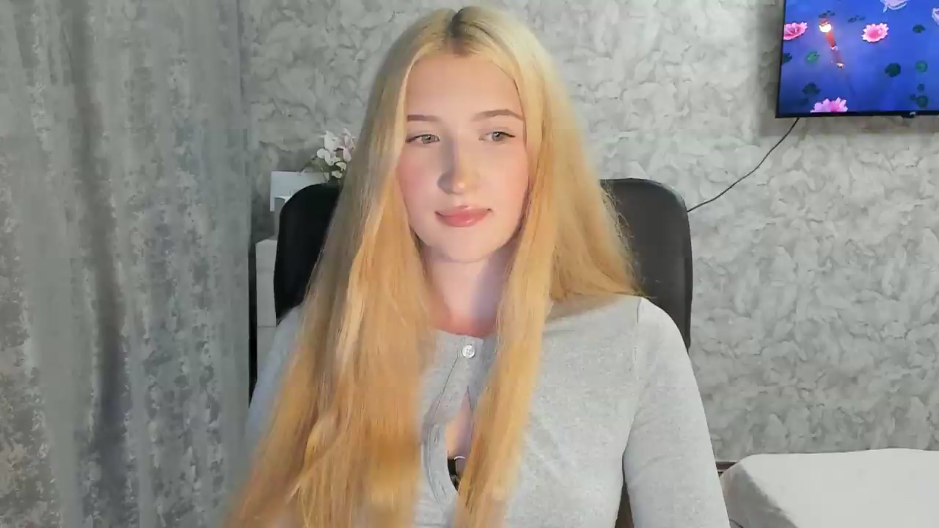 Gallery image thumbnail from Ilona_Here's myfreecams stream on, 07/28/2026, 19:50 image 5 of 20