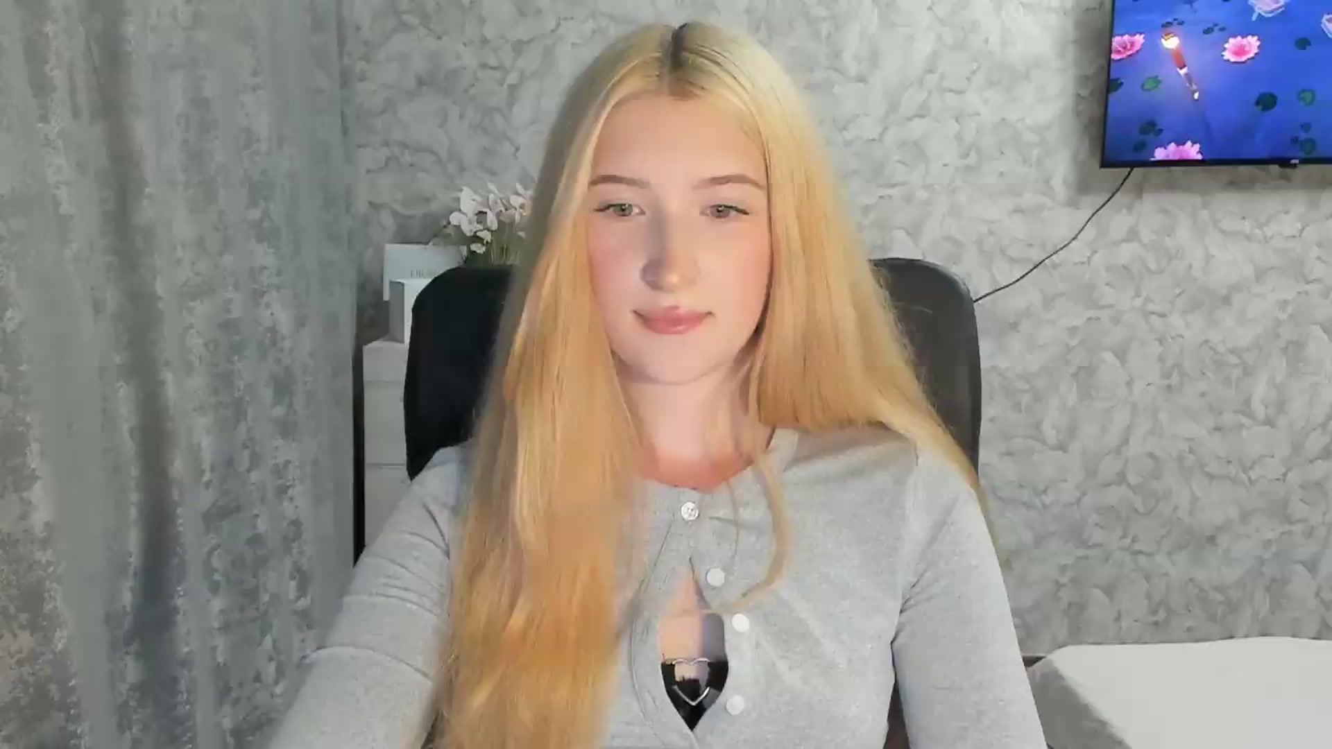 Gallery image thumbnail from Ilona_Here's myfreecams stream on, 07/28/2026, 19:50 image 10 of 20