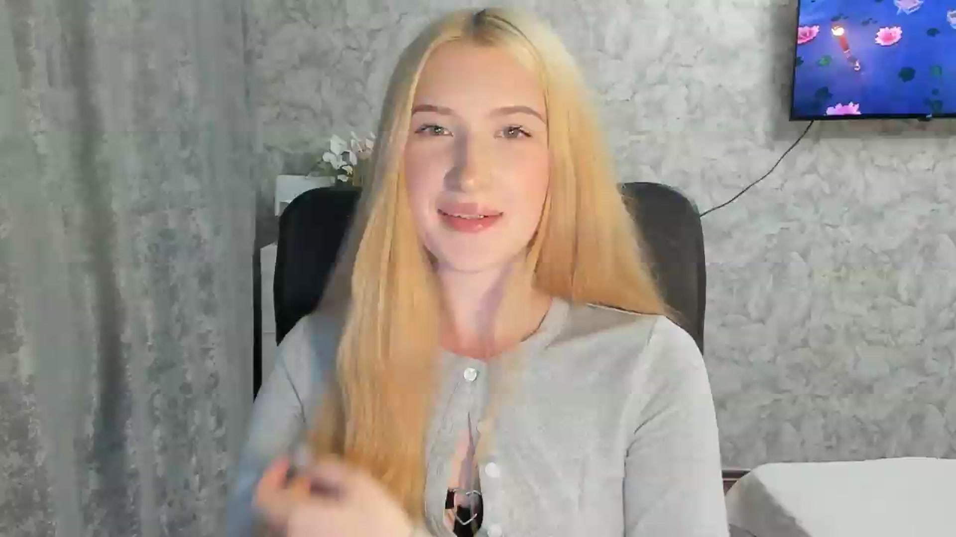 Gallery image thumbnail from Ilona_Here's myfreecams stream on, 07/28/2026, 19:50 image 7 of 20
