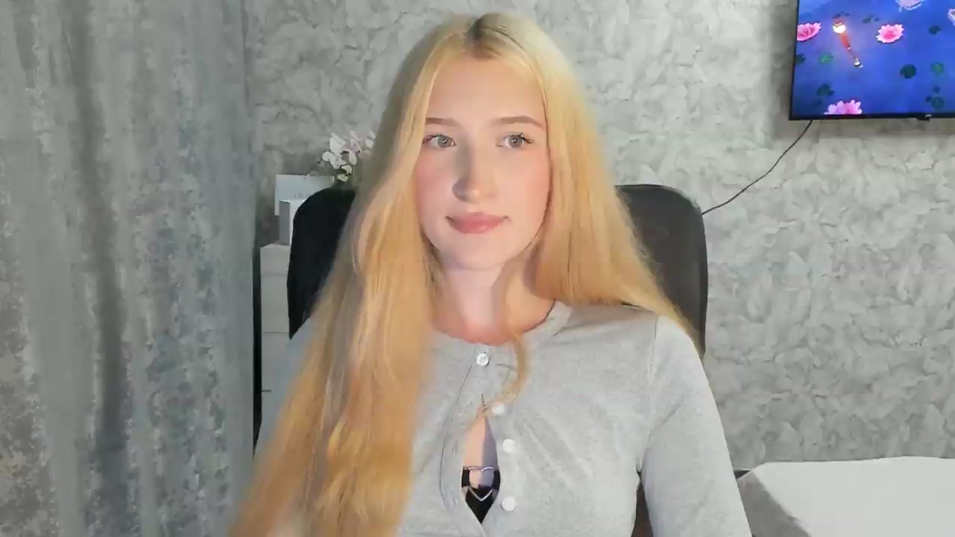 Gallery image thumbnail from Ilona_Here's myfreecams stream on, 07/28/2026, 19:50 image 9 of 20