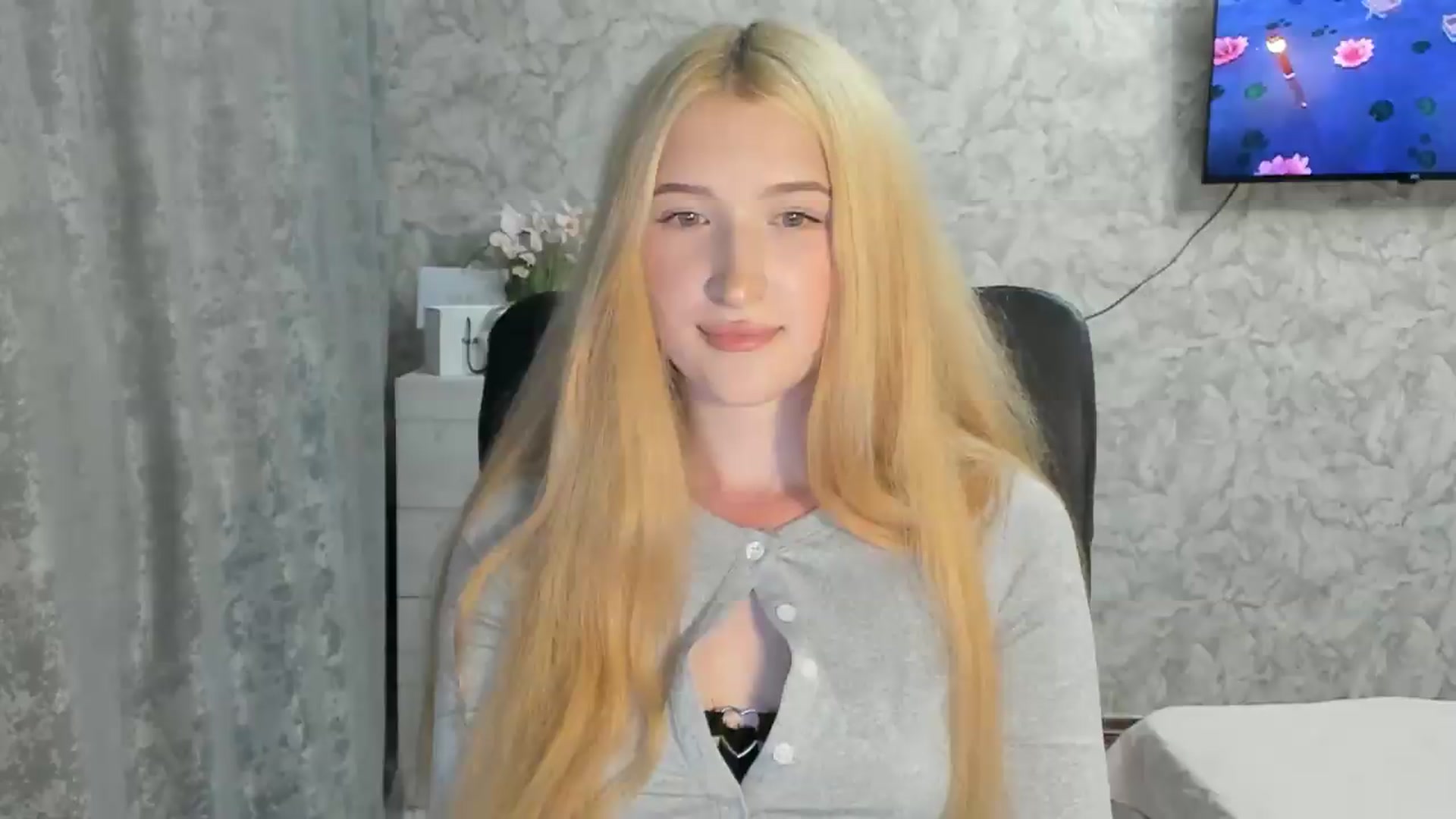Gallery image thumbnail from Ilona_Here's myfreecams stream on, 07/28/2026, 20:43 image 13 of 20