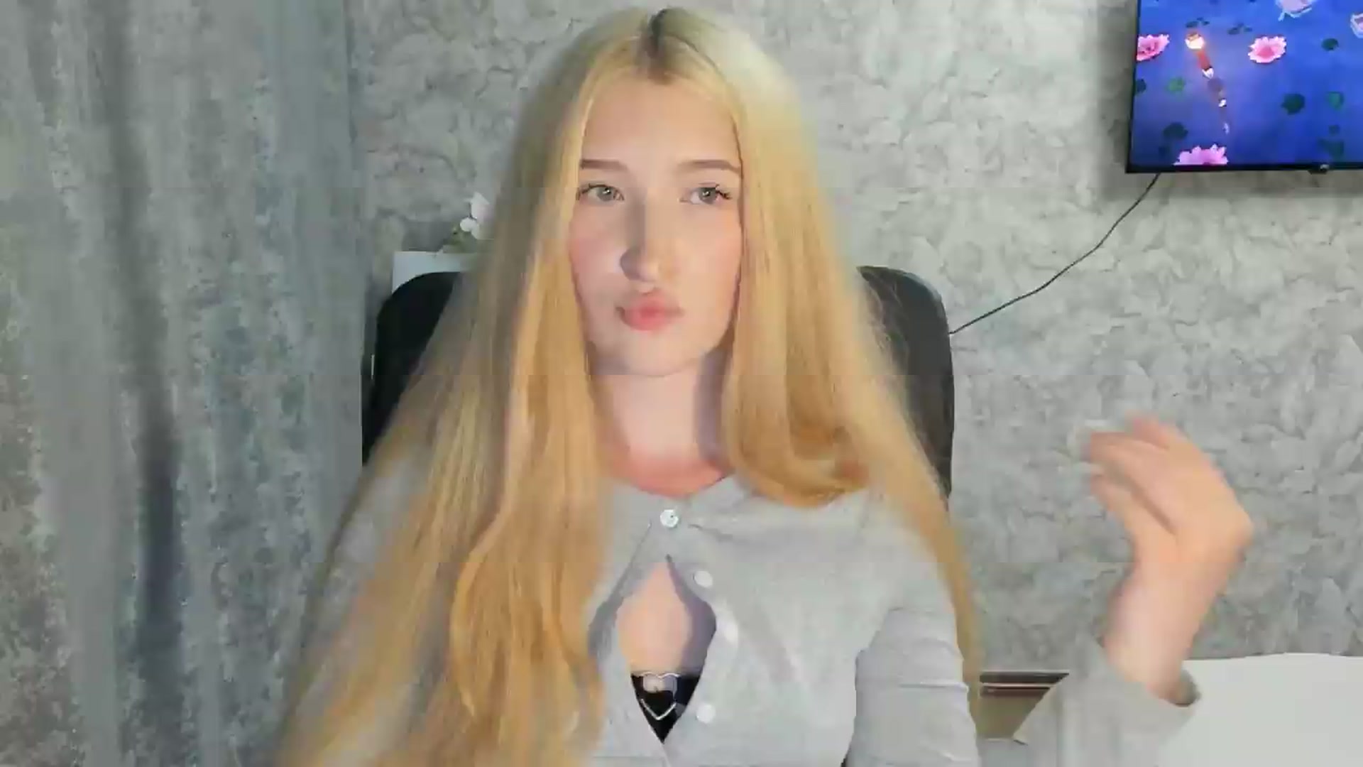 Gallery image thumbnail from Ilona_Here's myfreecams stream on, 07/28/2026, 20:43 image 12 of 20