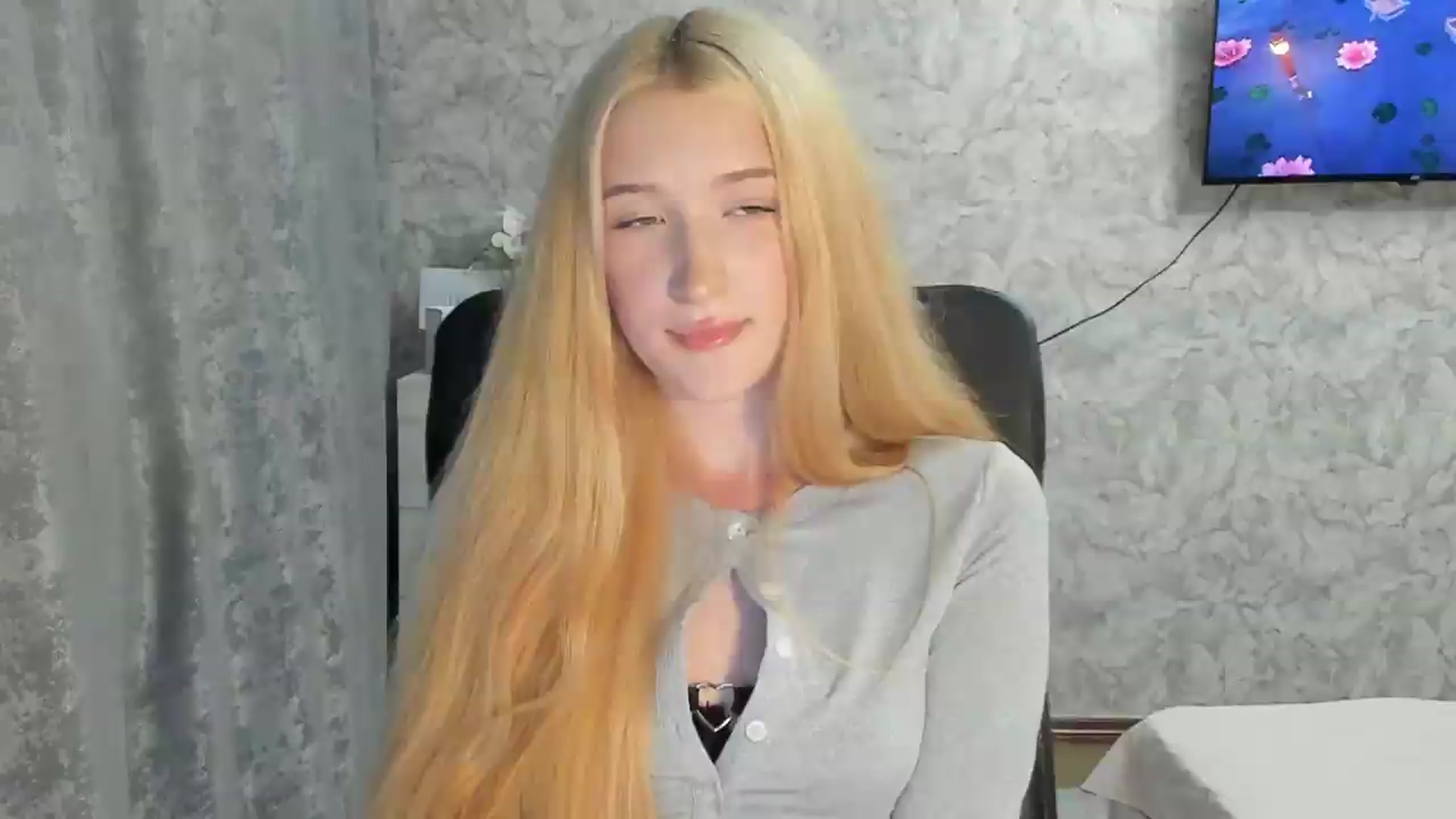Gallery image thumbnail from Ilona_Here's myfreecams stream on, 07/28/2026, 20:43 image 10 of 20