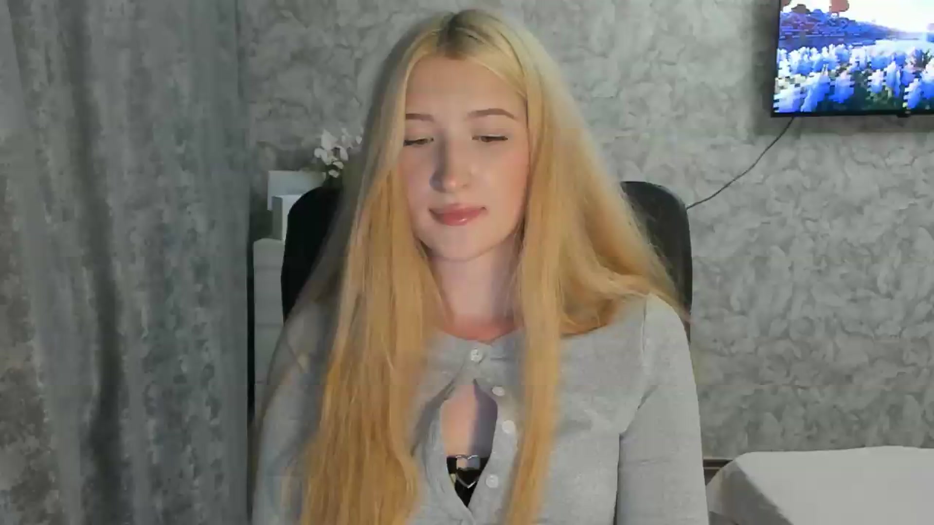 Gallery image thumbnail from Ilona_Here's myfreecams stream on, 07/28/2026, 21:45 image 20 of 20