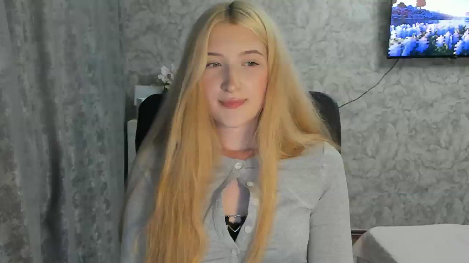 Gallery image thumbnail from Ilona_Here's myfreecams stream on, 07/28/2026, 21:45 image 18 of 20