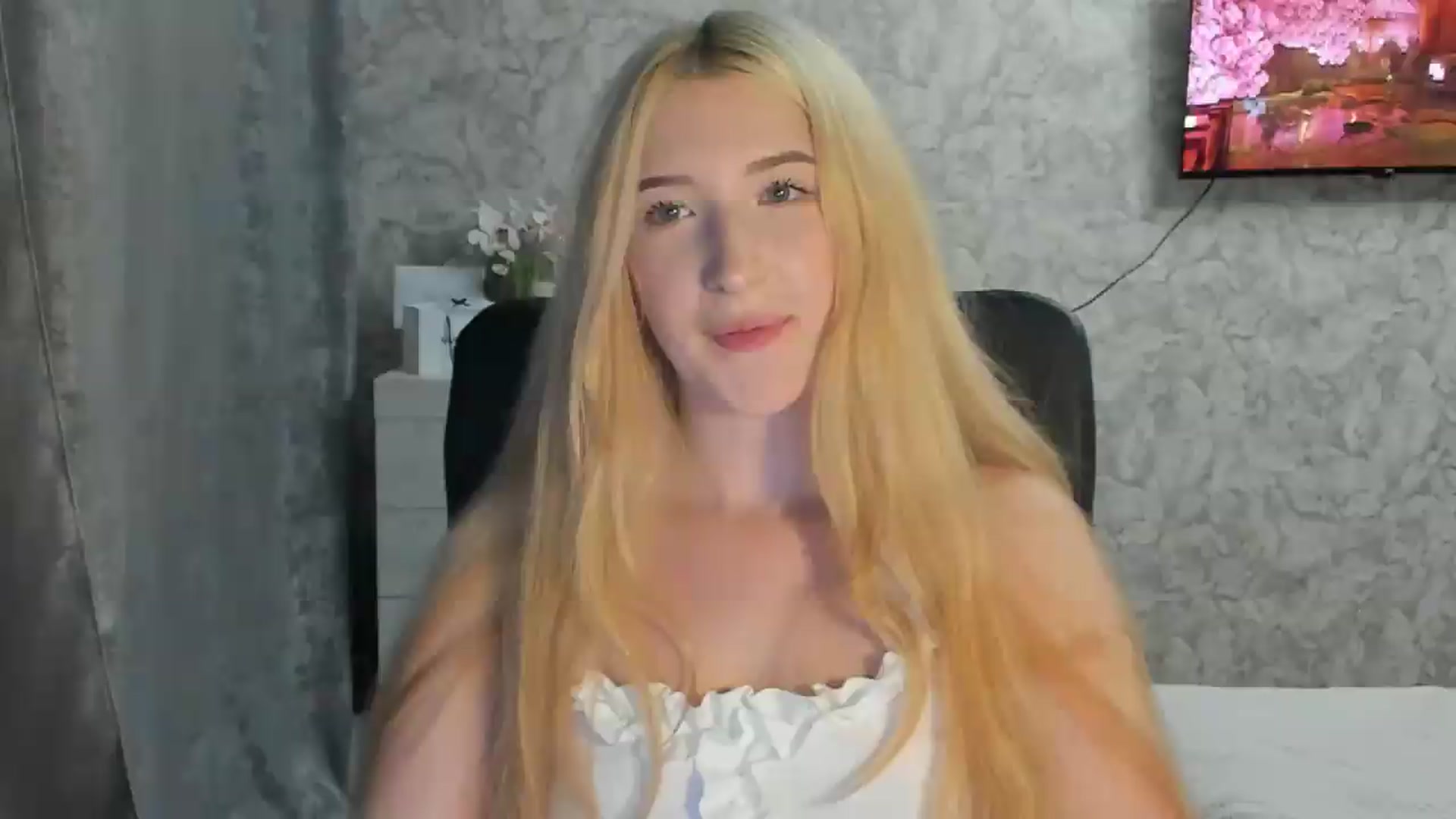 Gallery image thumbnail from Ilona_Here's myfreecams stream on, 08/01/2026, 18:54 image 8 of 20