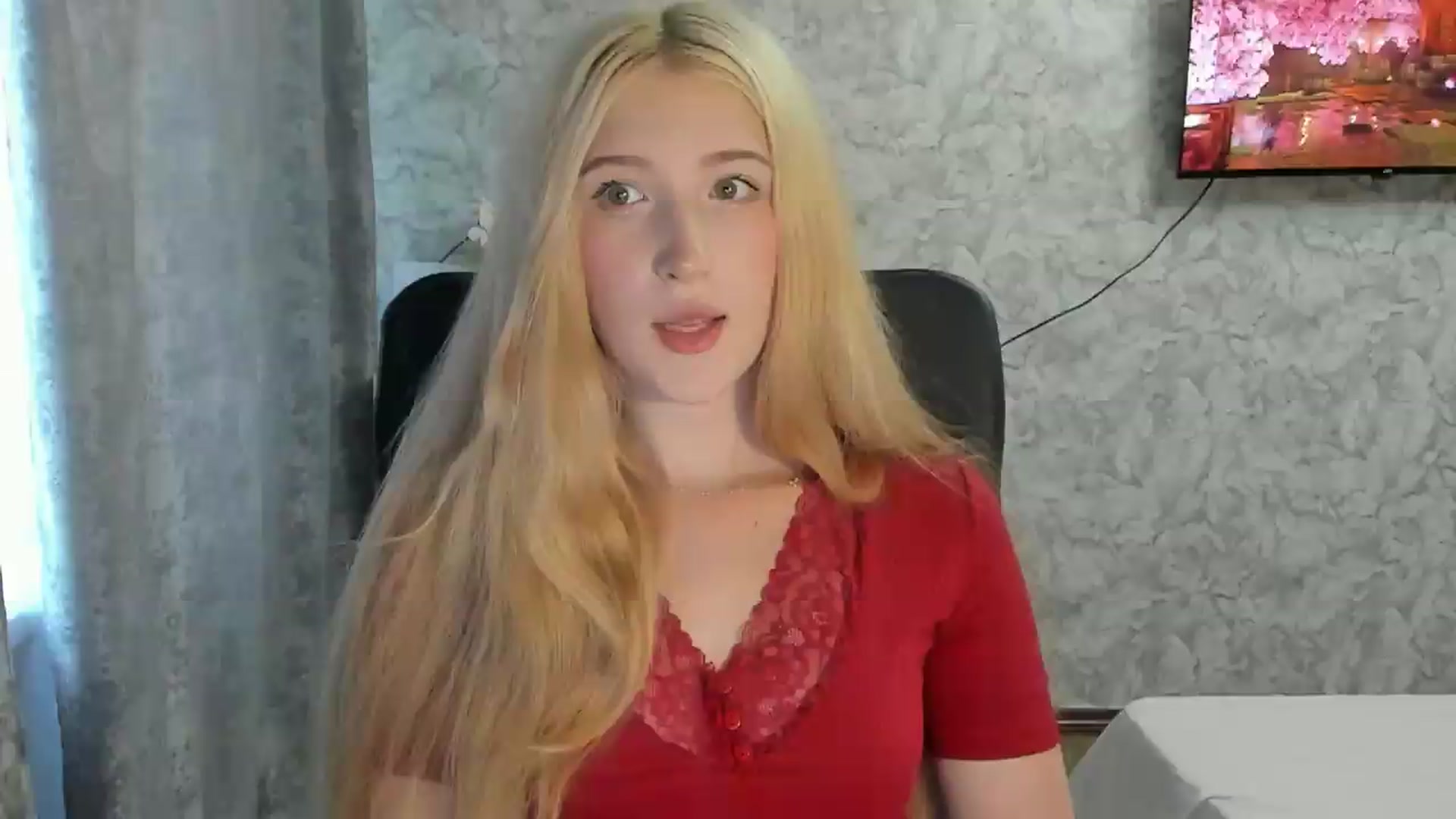 Gallery image thumbnail from Ilona_Here's myfreecams stream on, 08/11/2026, 16:47 image 6 of 20
