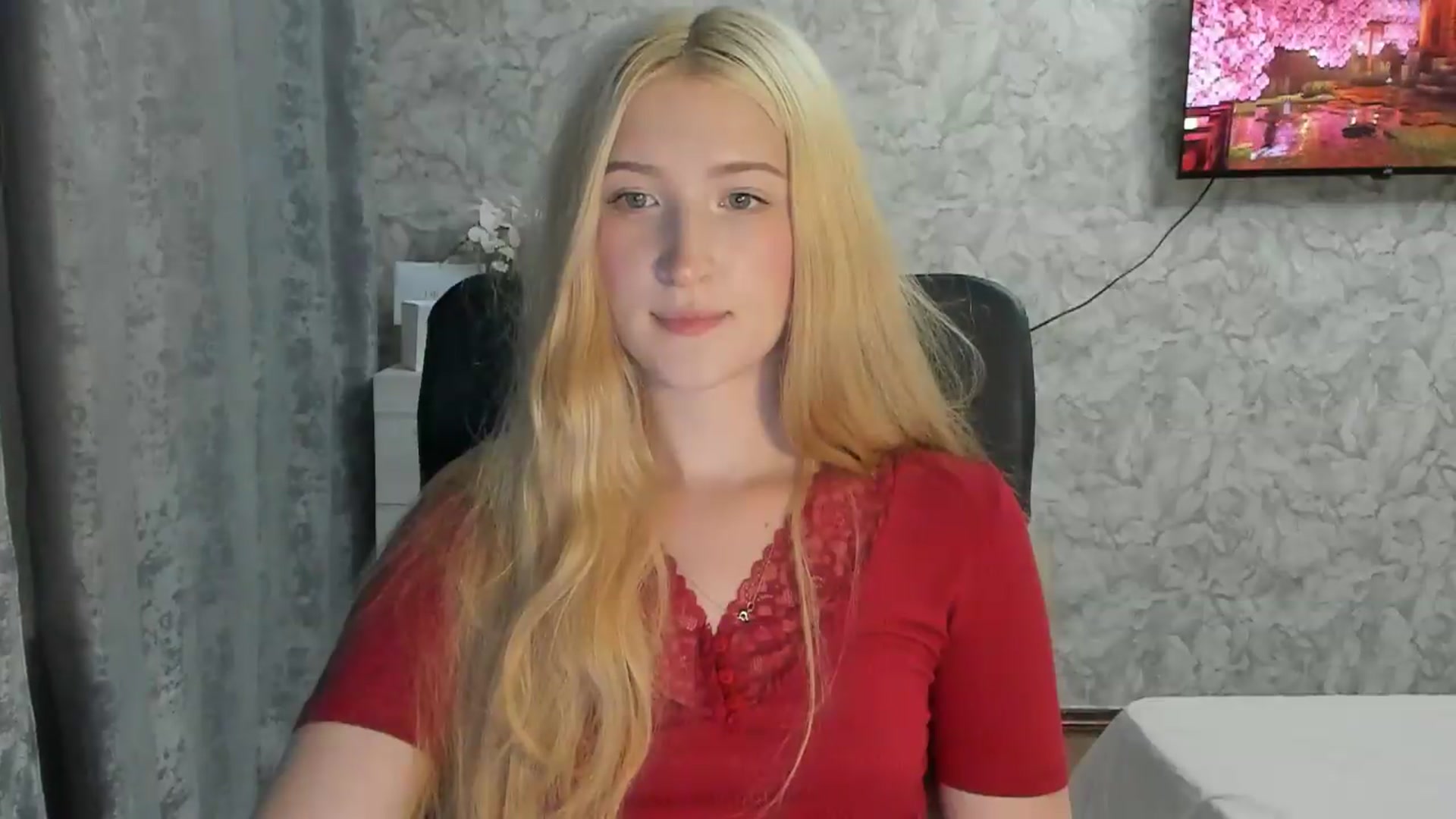 Gallery image thumbnail from Ilona_Here's myfreecams stream on, 08/11/2026, 18:36 image 10 of 20