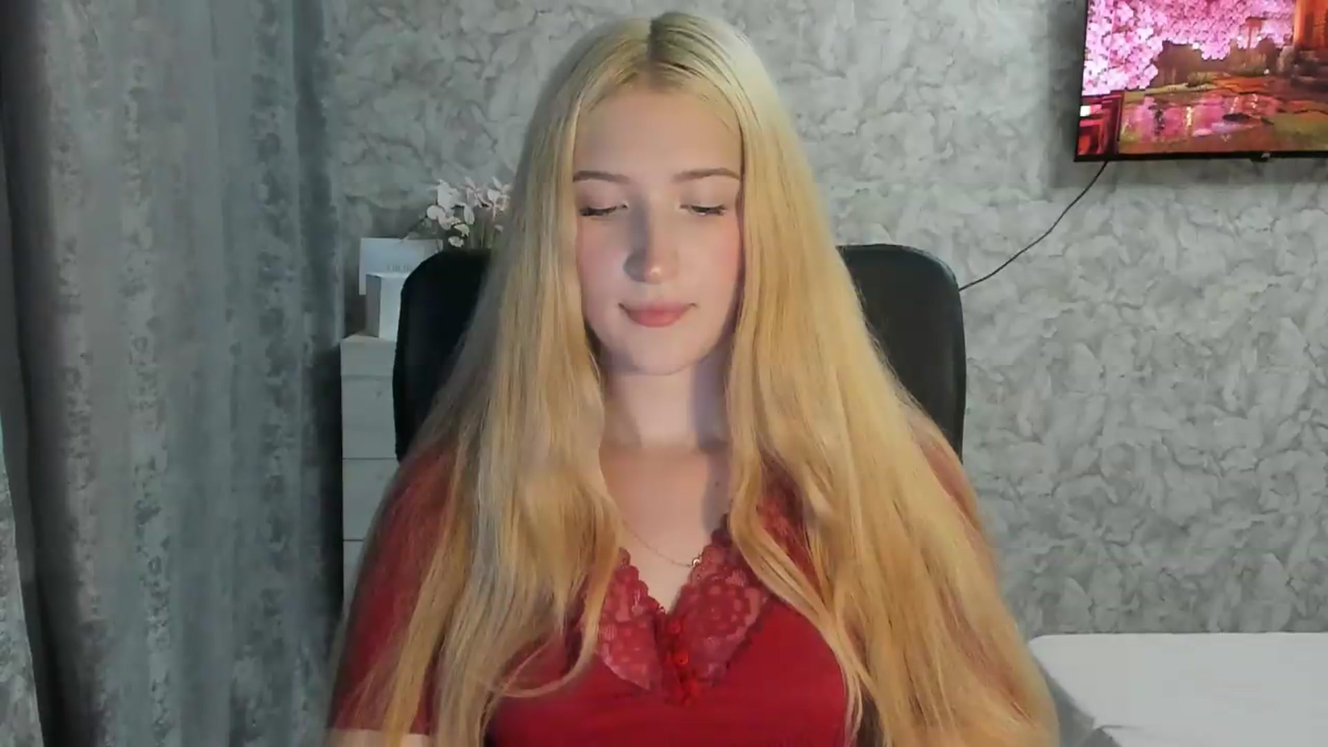 Gallery image thumbnail from Ilona_Here's myfreecams stream on, 08/11/2026, 18:36 image 5 of 20